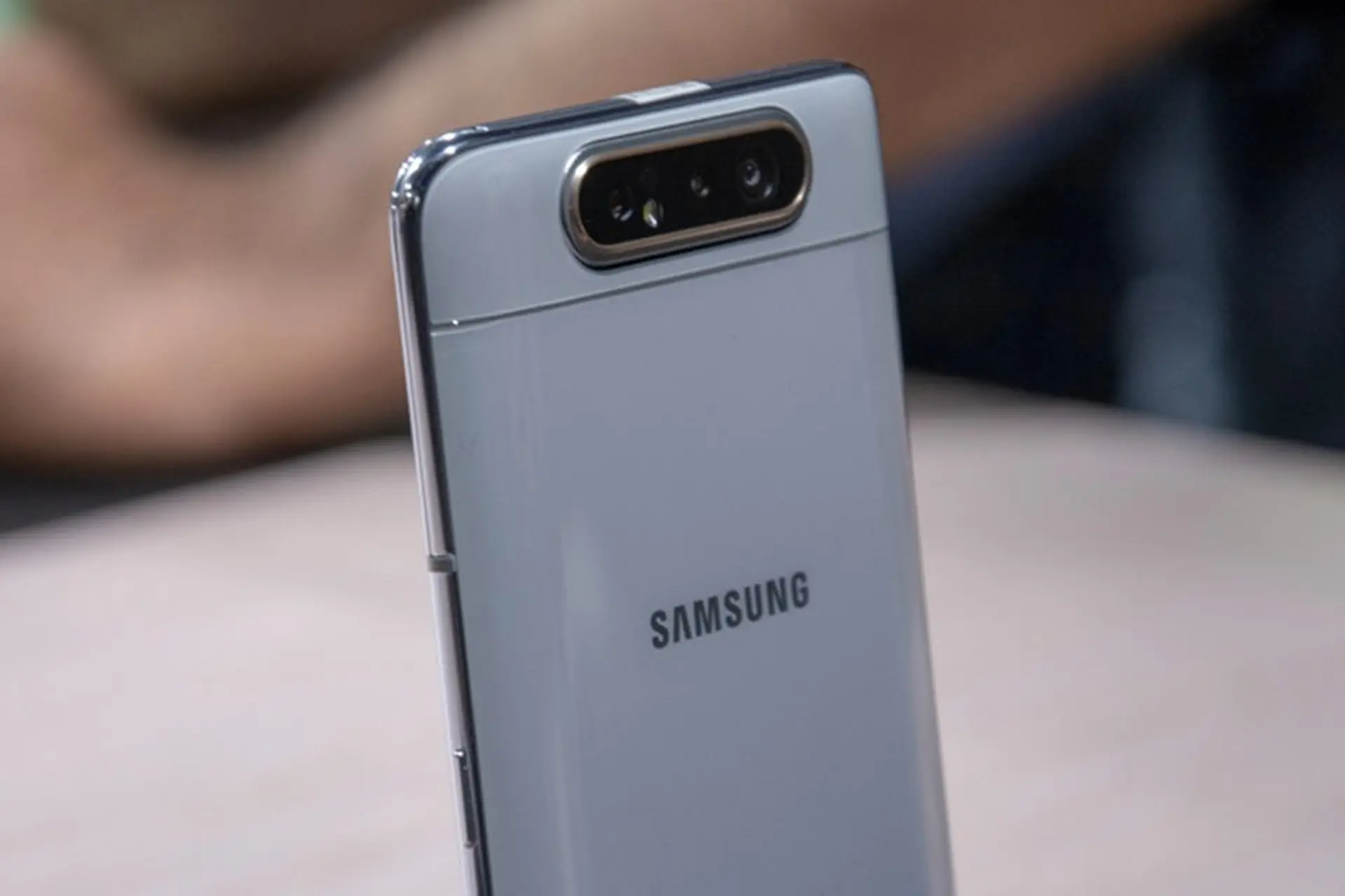 Samsung Galaxy A82 5G bất ngờ xuất hiện trên Geekbench với chip Snapdragon 855+