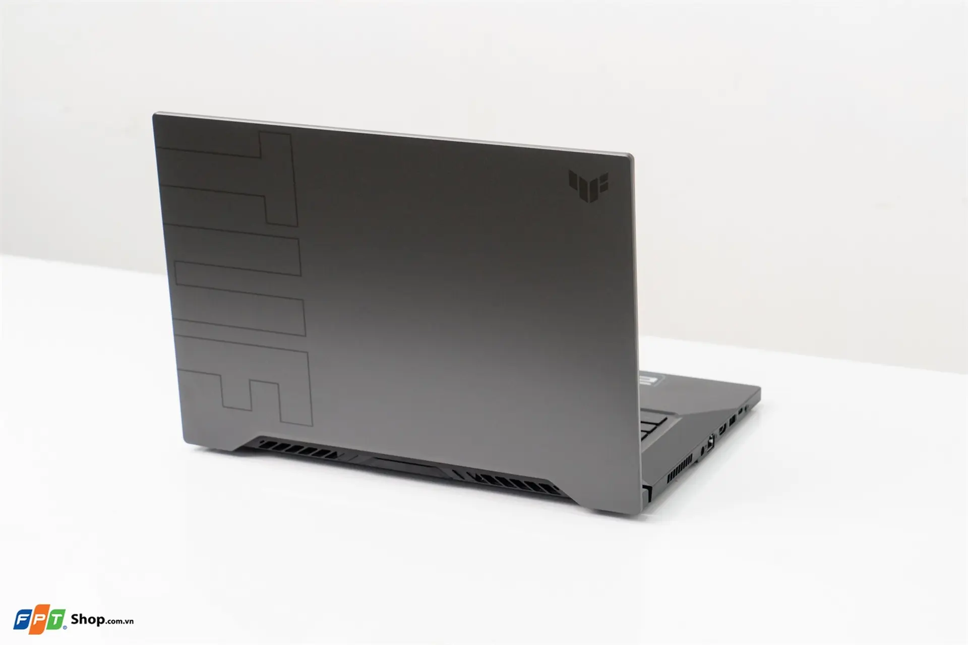 https://fptshop.com.vn/