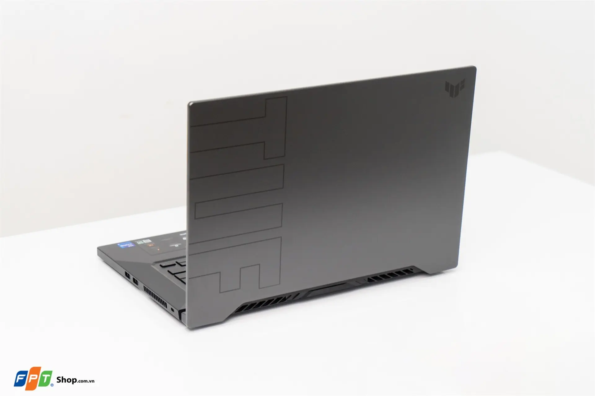 https://fptshop.com.vn/