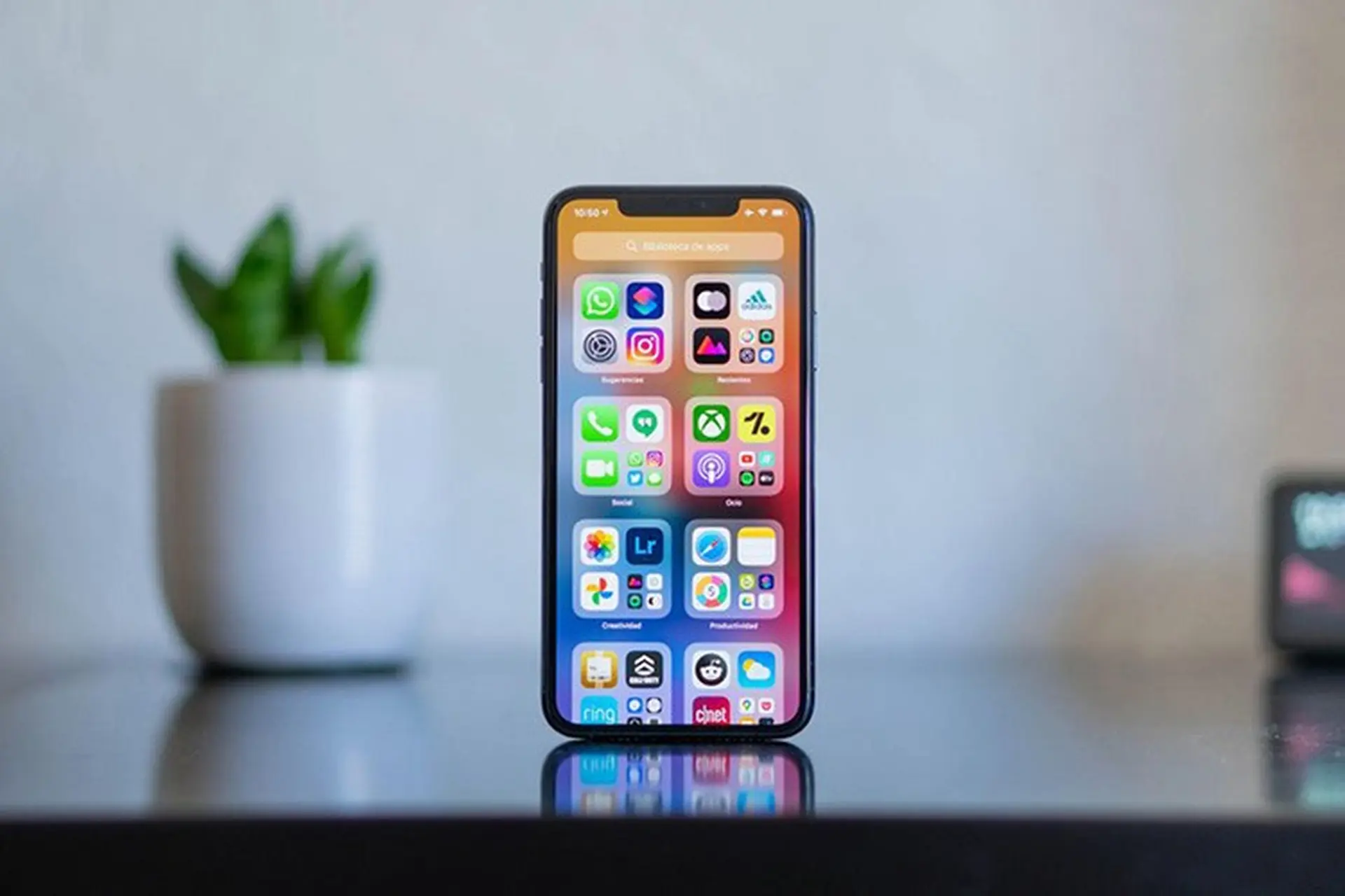 Khi nào người dùng iPhone sẽ được cập nhật iOS 14.5?