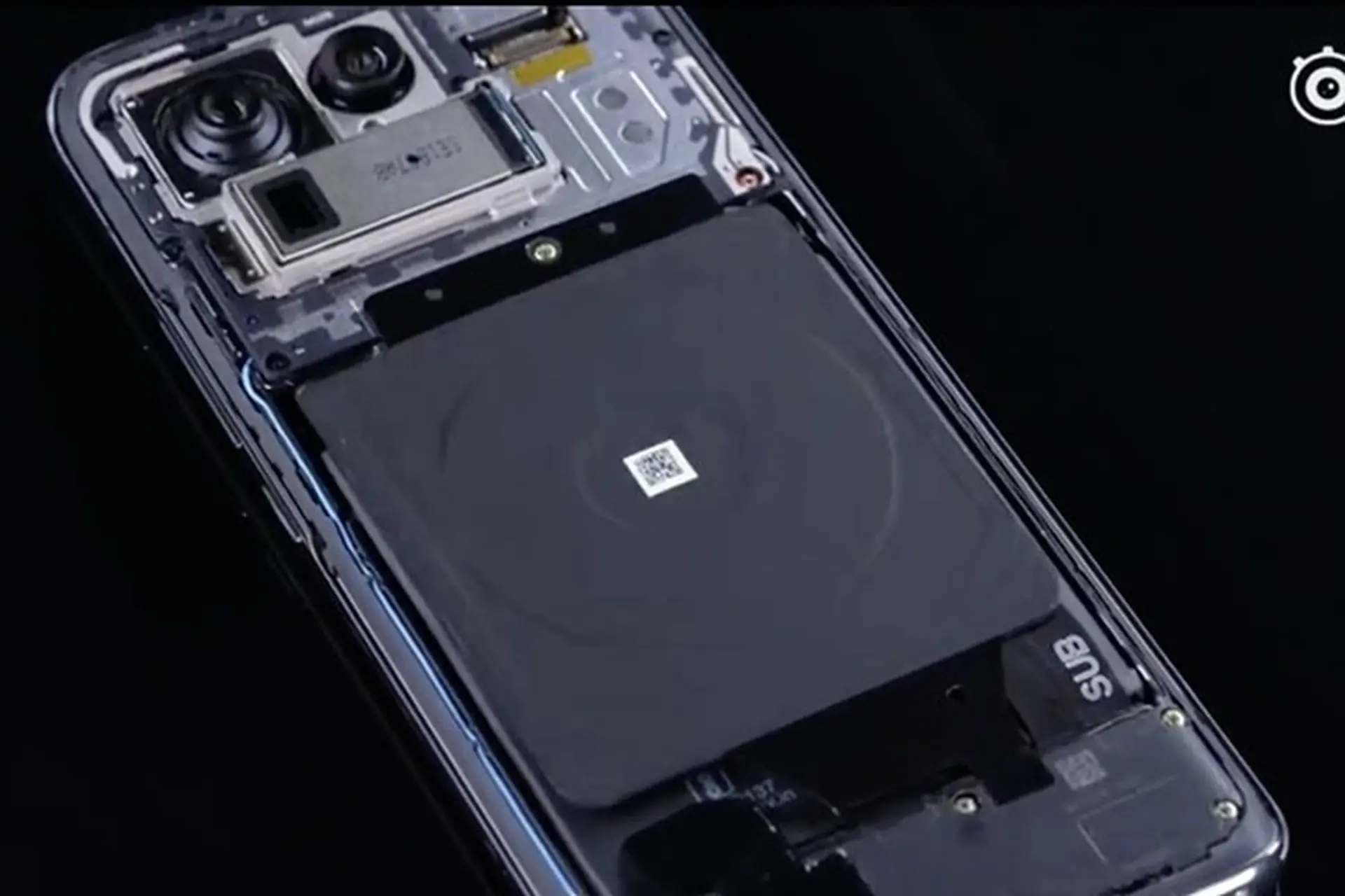 “Mổ bụng” Xiaomi Mi 11 Ultra để khám phá nội thất: Có gì thú vị?