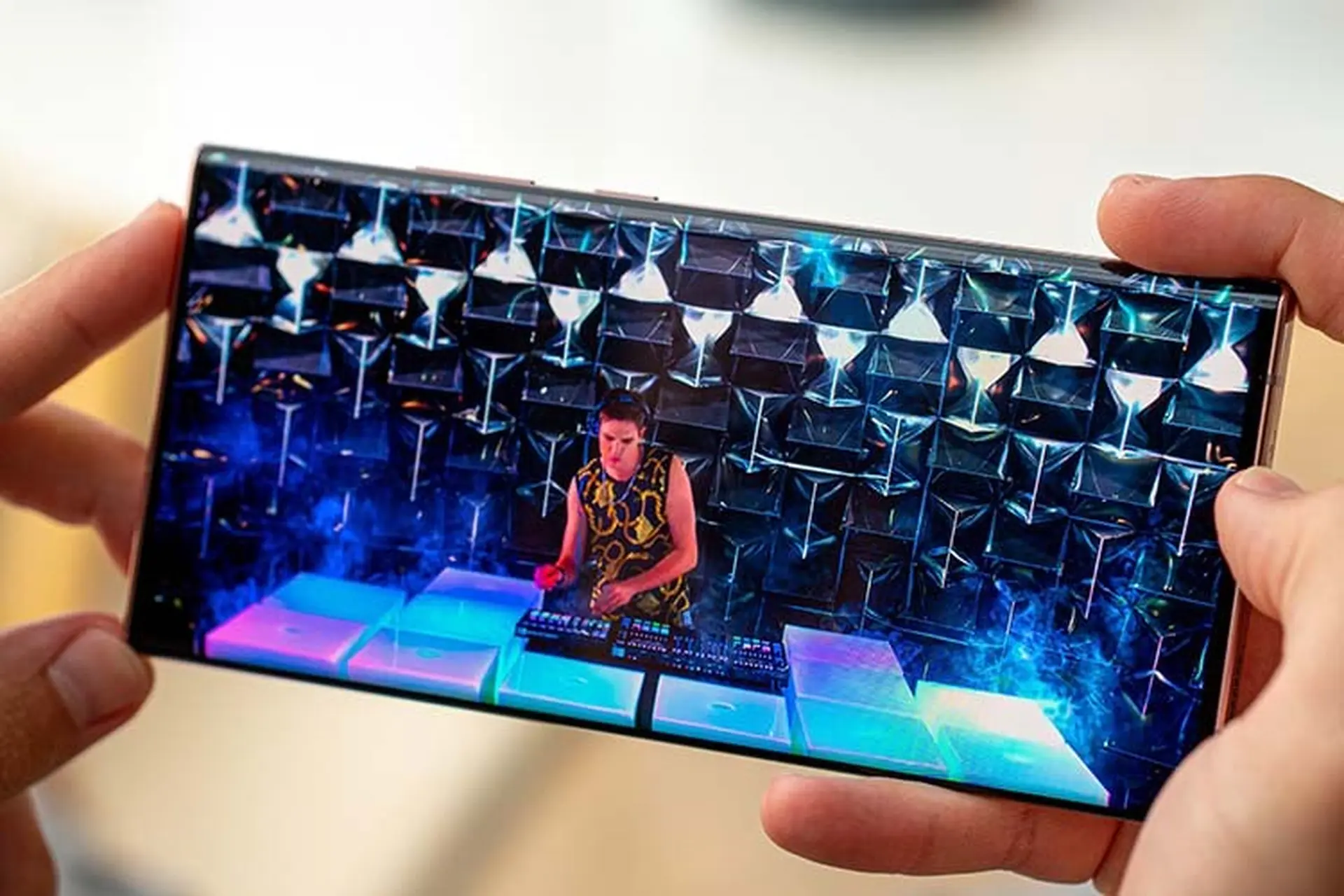 Samsung được cho là đang phát triển màn hình OLED 1,000 ppi cho năm 2024