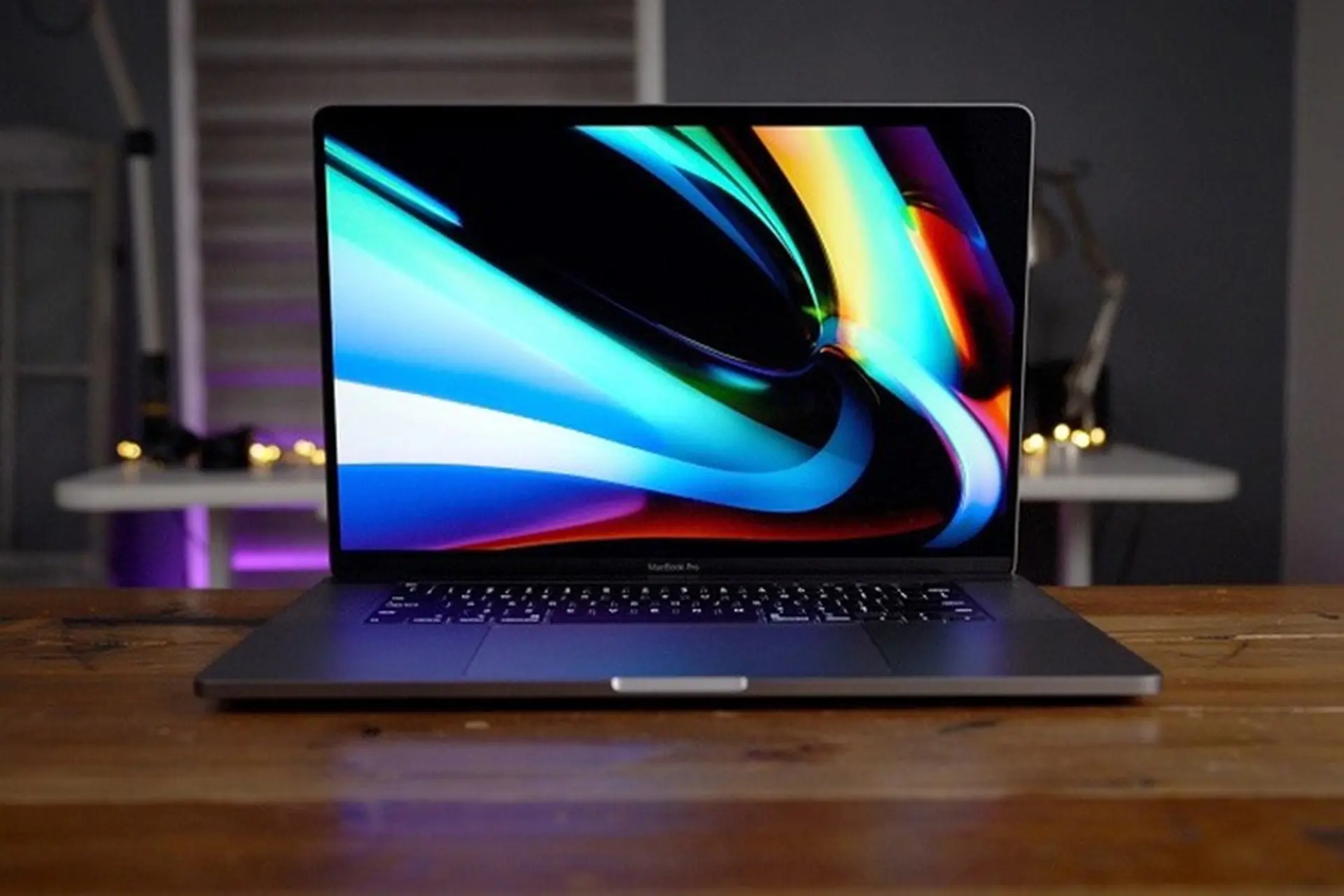 MacBook Pro với màn hình Mini-LED có thể bị trì hoãn ra mắt cho đến năm 2022