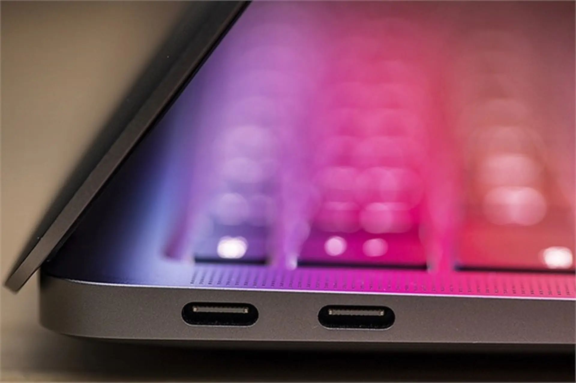 Sự thật bất ngờ phía sau cổng Thunderbolt/USB 4 trên Mac M1 và iPad M1