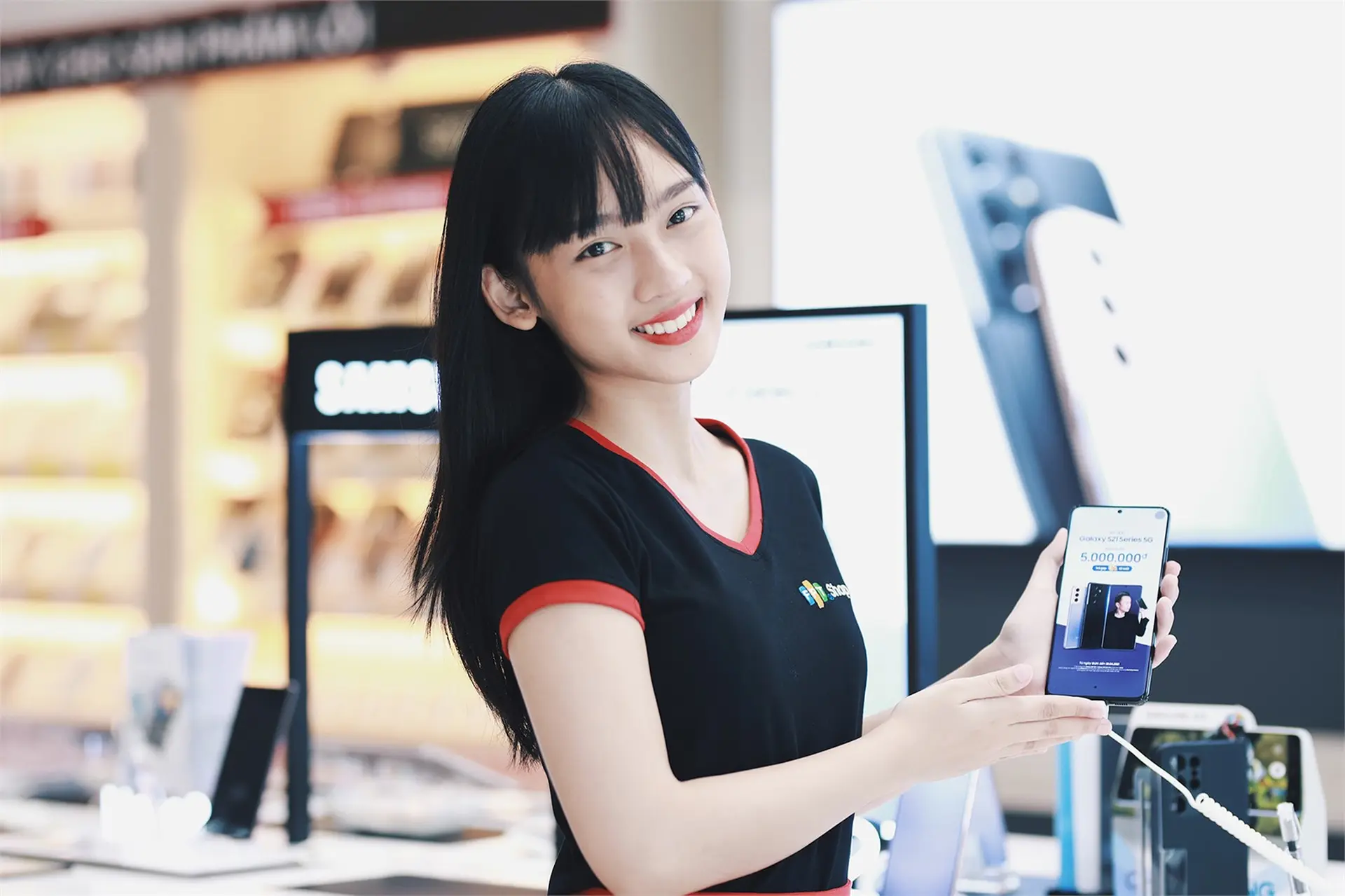 FPT Shop nhân đôi bảo hành cho điện thoại Samsung có giá bán từ 10 triệu đồng