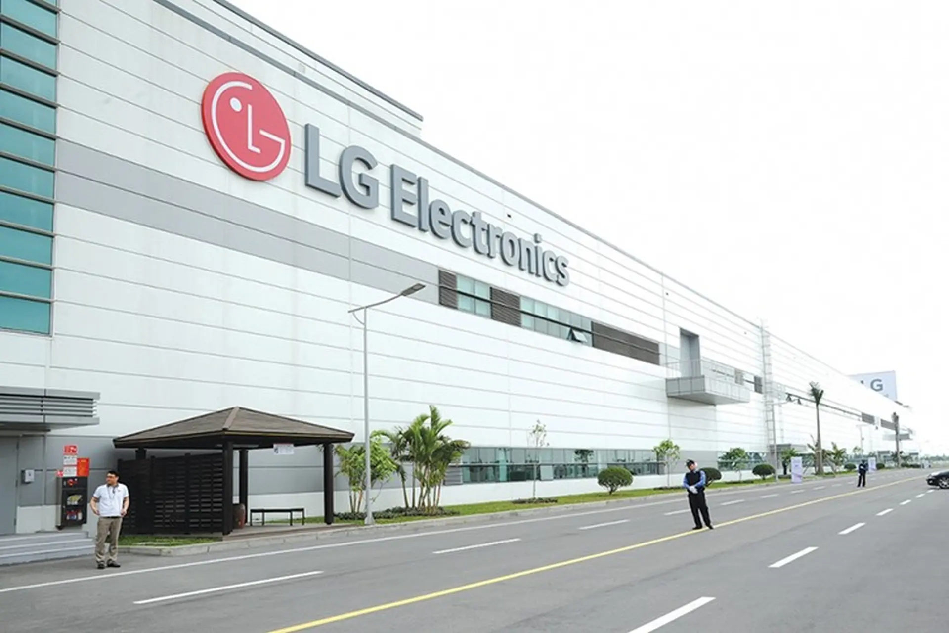 LG chính thức dừng sản xuất smartphone, tạm biệt một tượng đài!