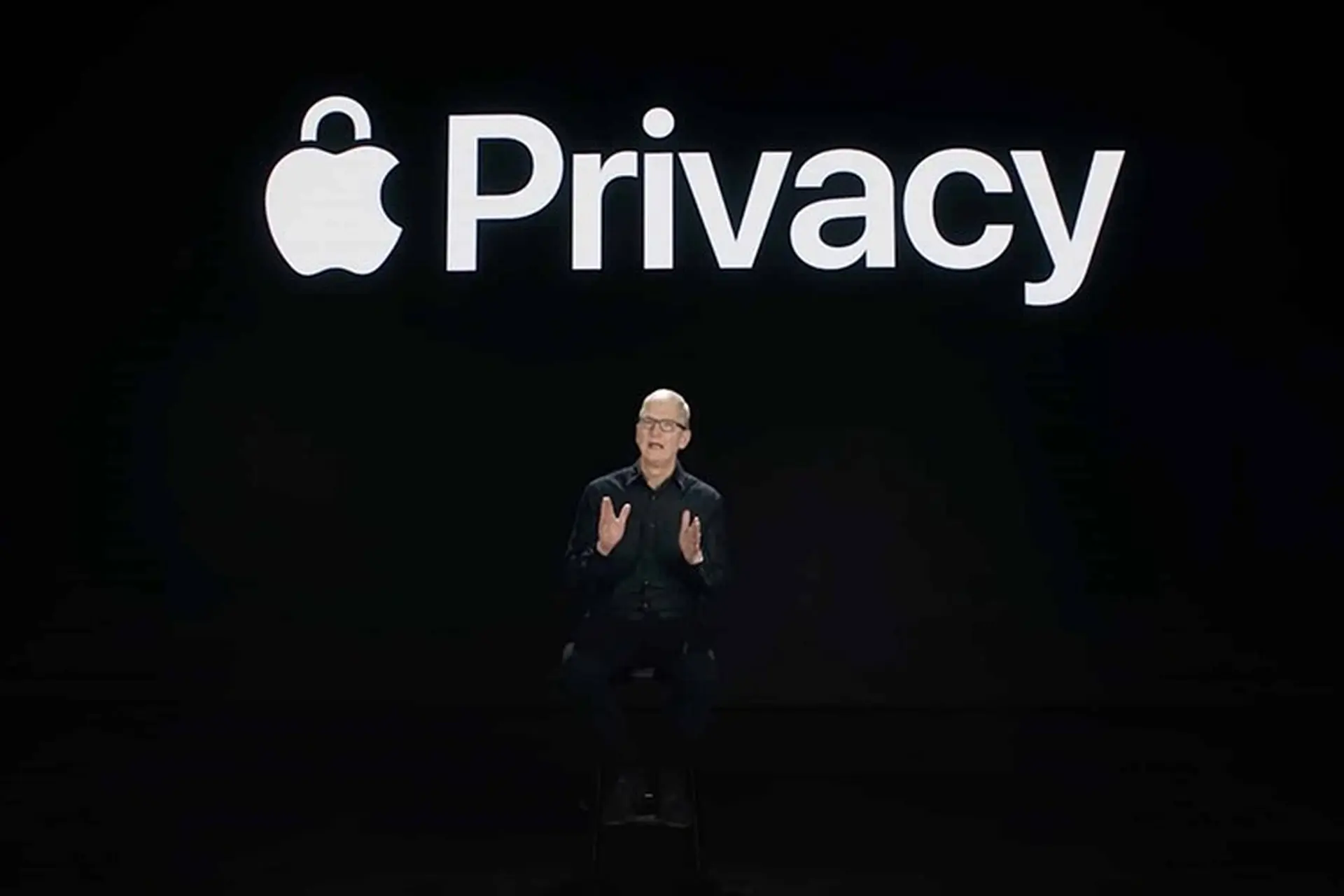 Tim Cook cho biết Android có nhiều phần mềm độc hại hơn 47 lần so với iOS