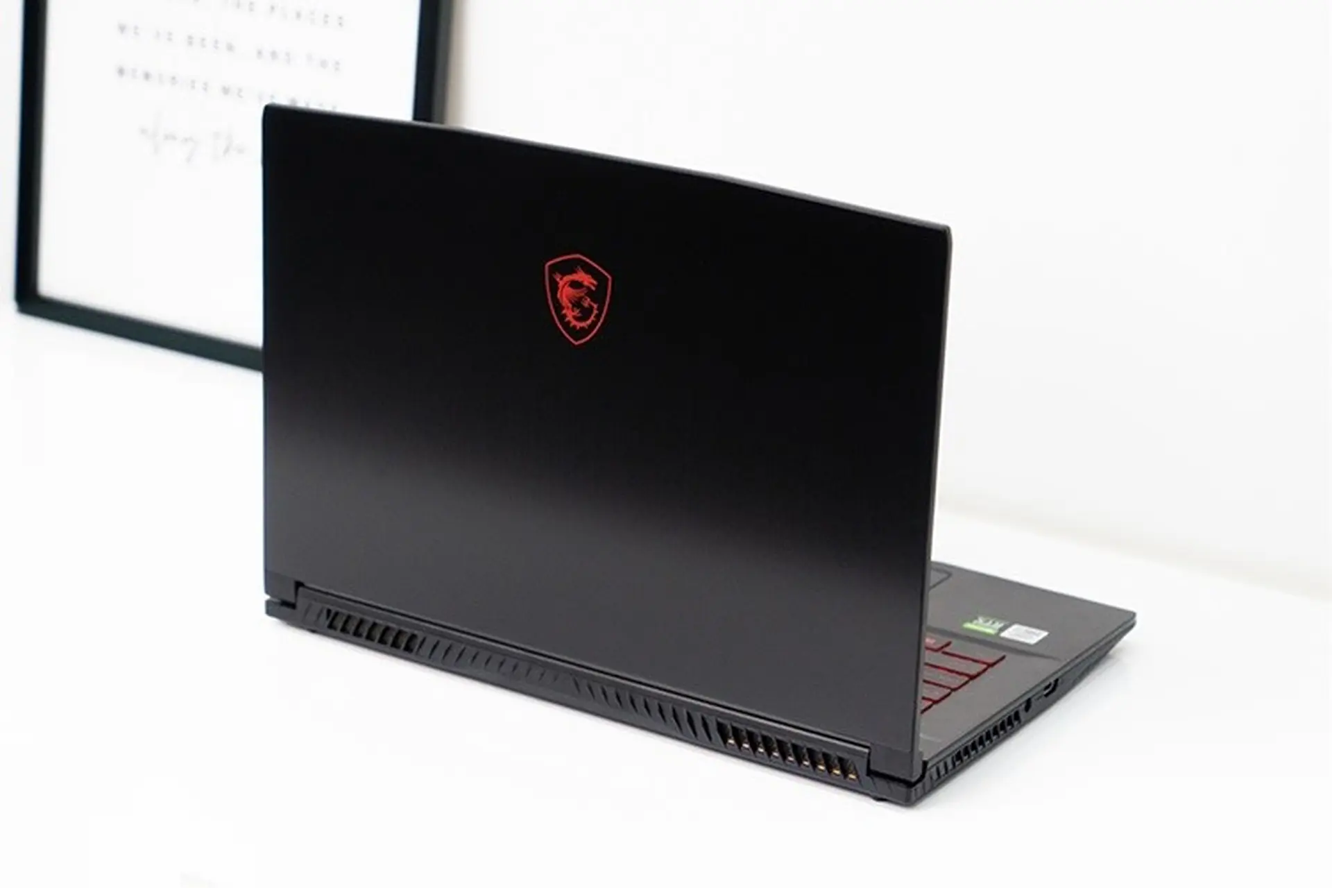Trên tay MSI Gaming GF65 10UE: Laptop gaming cực đỉnh với RTX 3060