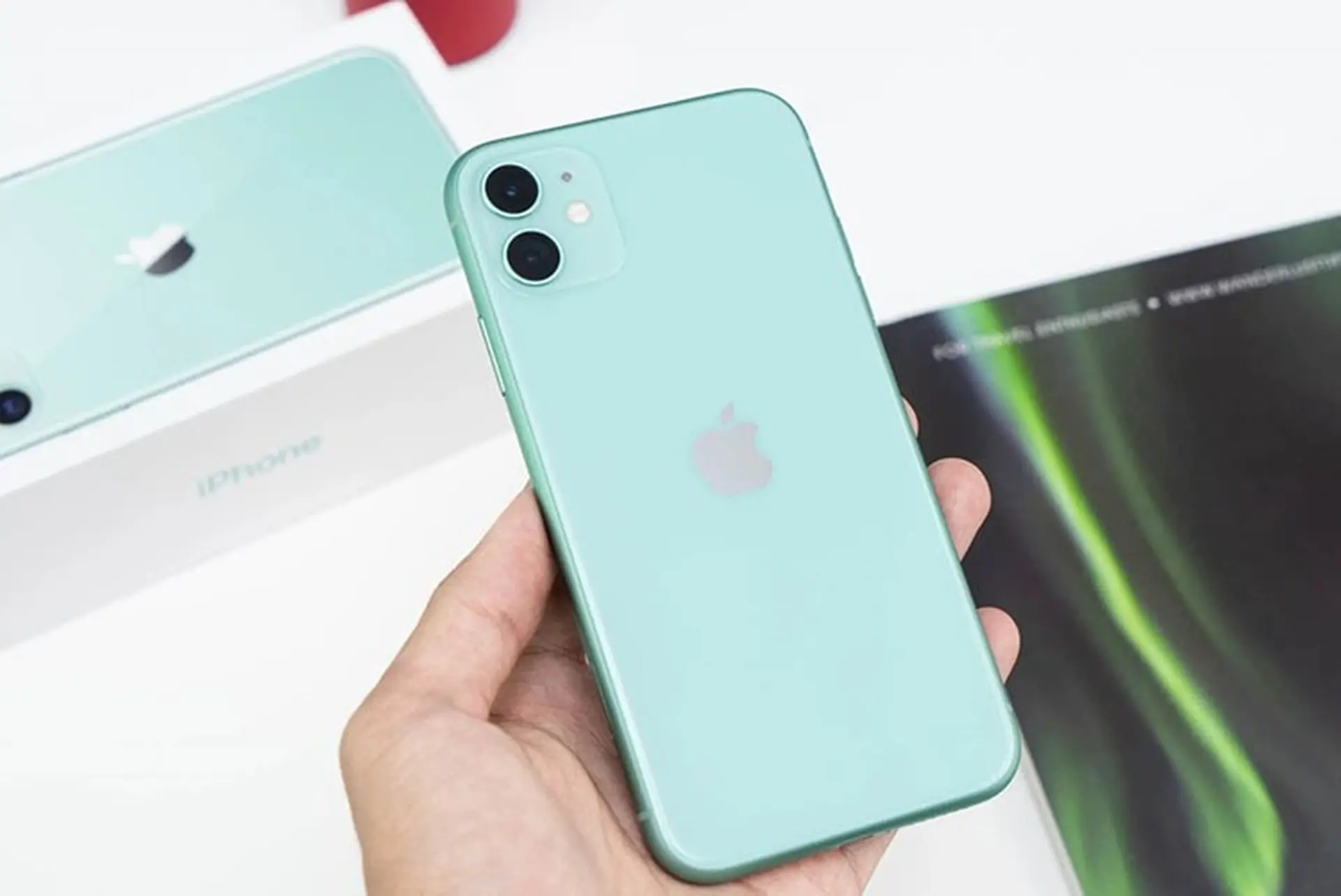 Giảm còn 15 triệu, iPhone 11 là chiếc điện thoại đáng sở hữu nhất tầm giá
