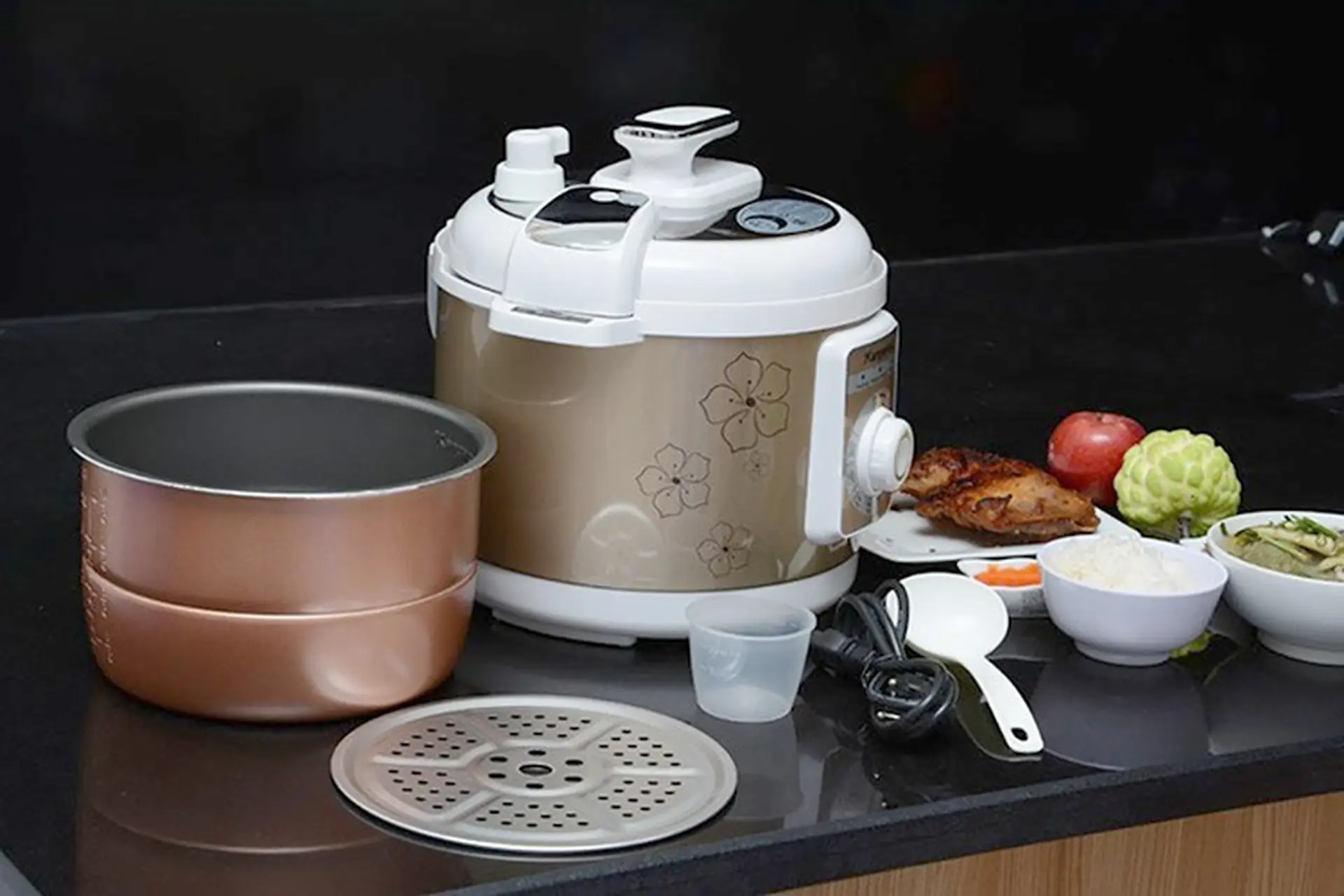Các loại nồi áp suất điện mà bạn có thể mua tại FPT Shop