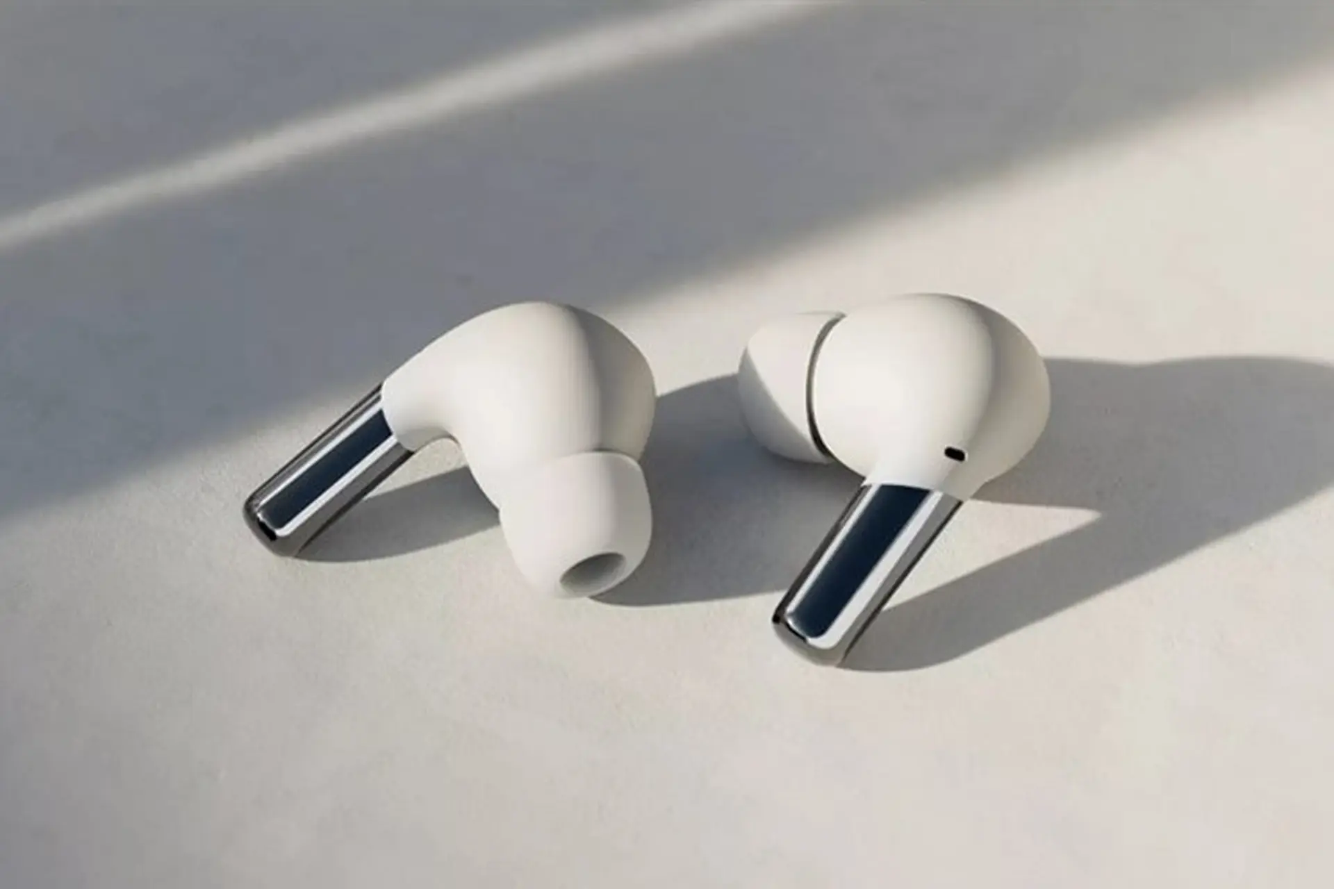 OnePlus Buds Pro ra mắt: Tích hợp tính năng chống ồn chủ động, pin đến 38 giờ, giá 4 triệu đồng