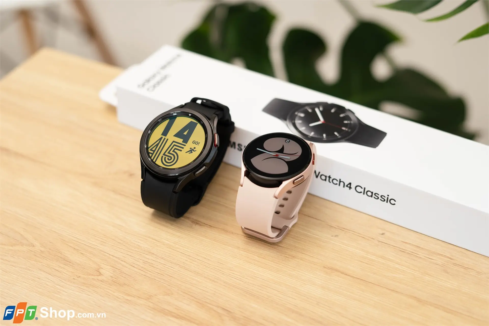 Samsung Galaxy Watch4 series mở đặt trước tại FPT Shop, đi kèm nhiều "quà" ngon