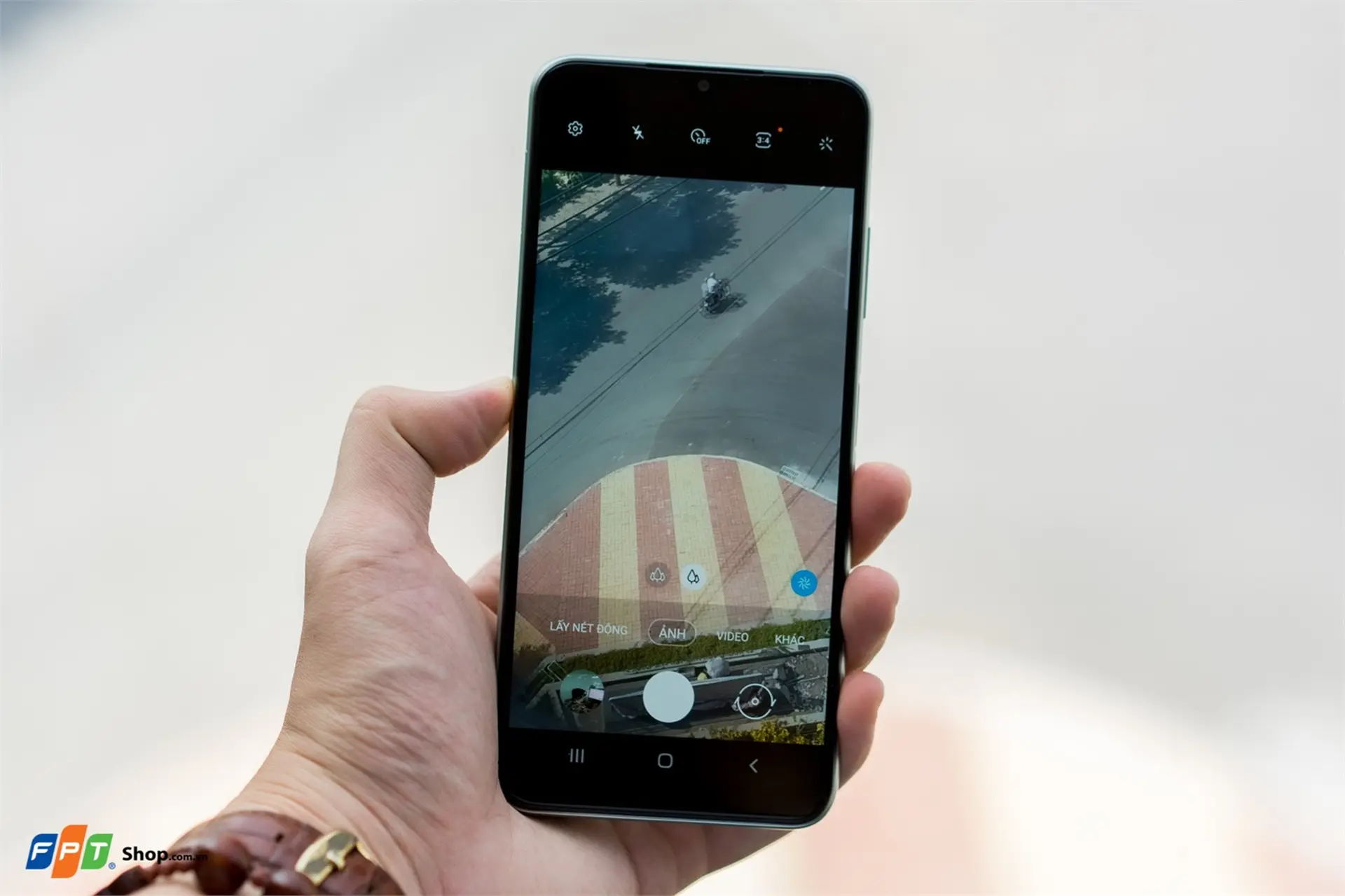 Đánh giá Samsung Galaxy A22 5G: Kết nối 5G siêu tốc, chụp hình ổn, pin sử dụng cả ngày dài