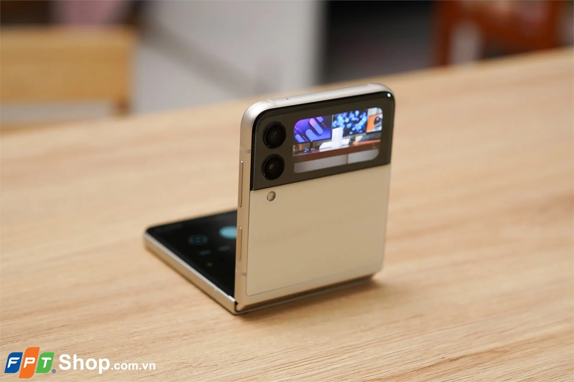 https://fptshop.com.vn/
