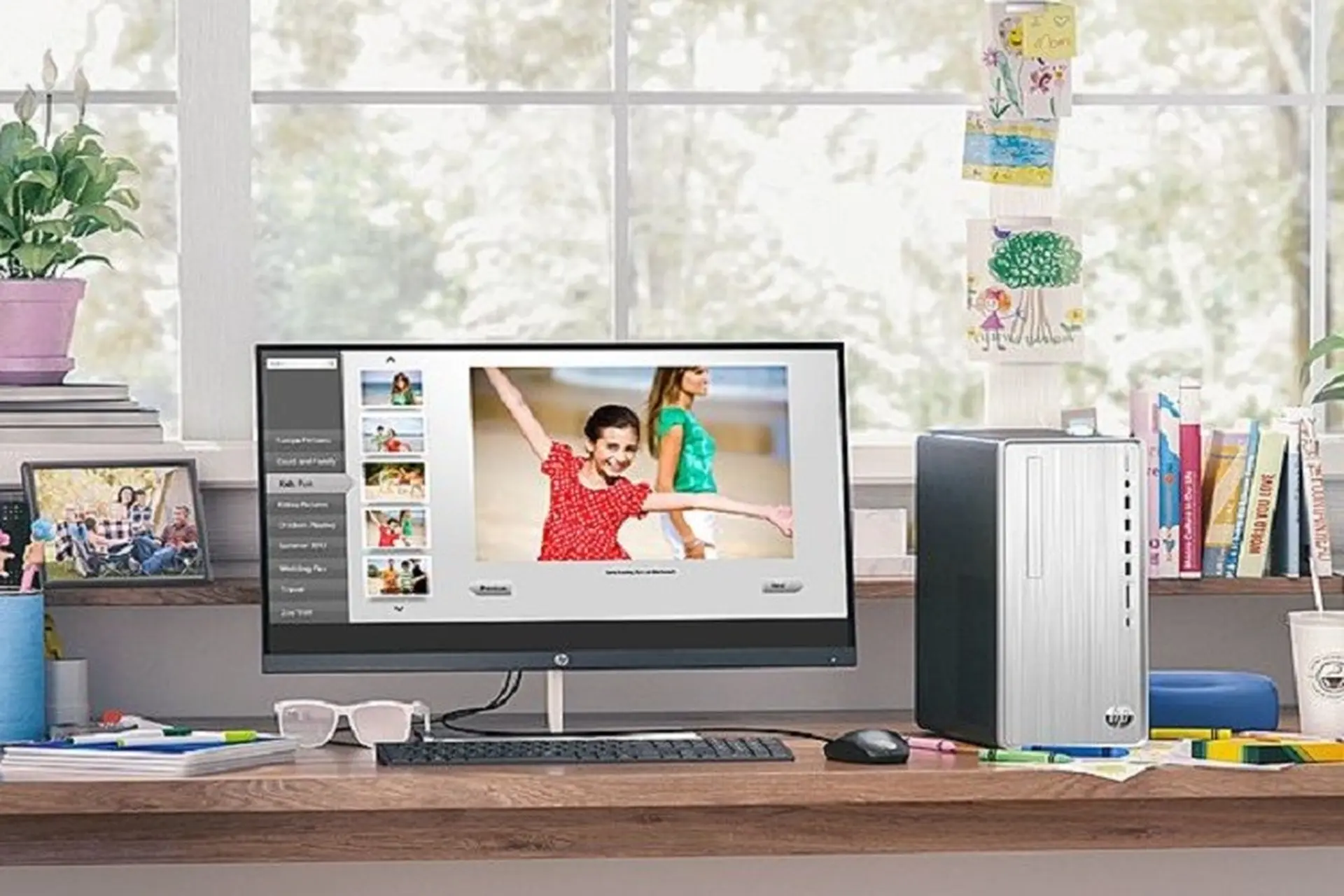 Làm việc văn phòng, giải trí nhẹ nhàng có nên sử dụng máy tính bàn HP?