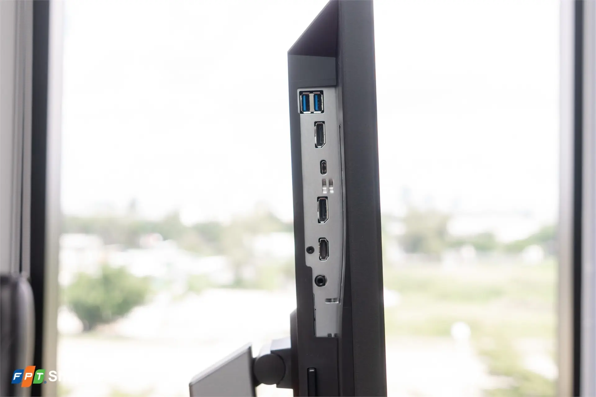 https://fptshop.com.vn/
