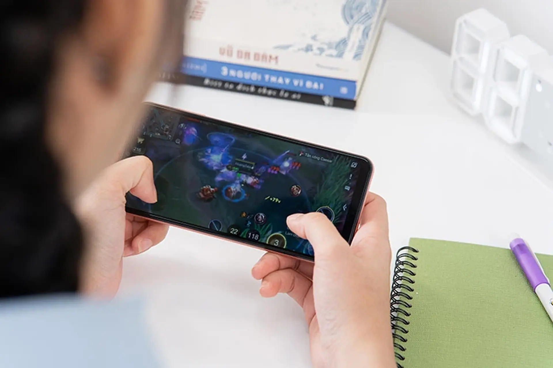 Đánh giá pin Samsung Galaxy A04s: Pin siêu "khủng", giải trí "tẹt ga"