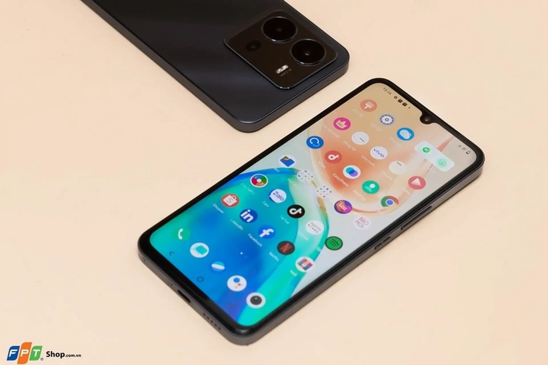 Có trong tay 11 triệu đồng, có nên mua vivo V25 5G?