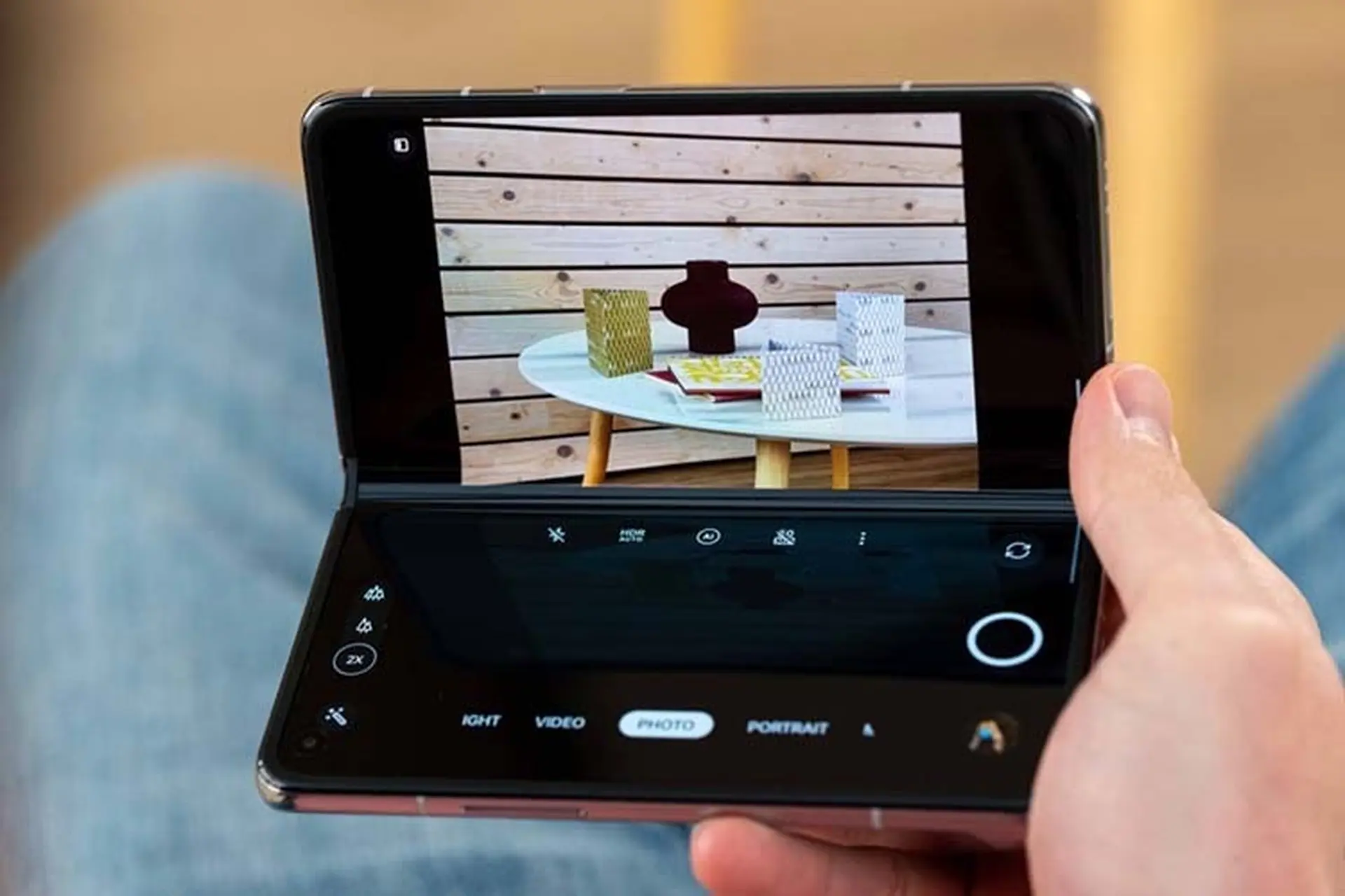 Smartphone màn hình gập dọc đầu tiên của OPPO sẽ có pin lớn, camera 50MP