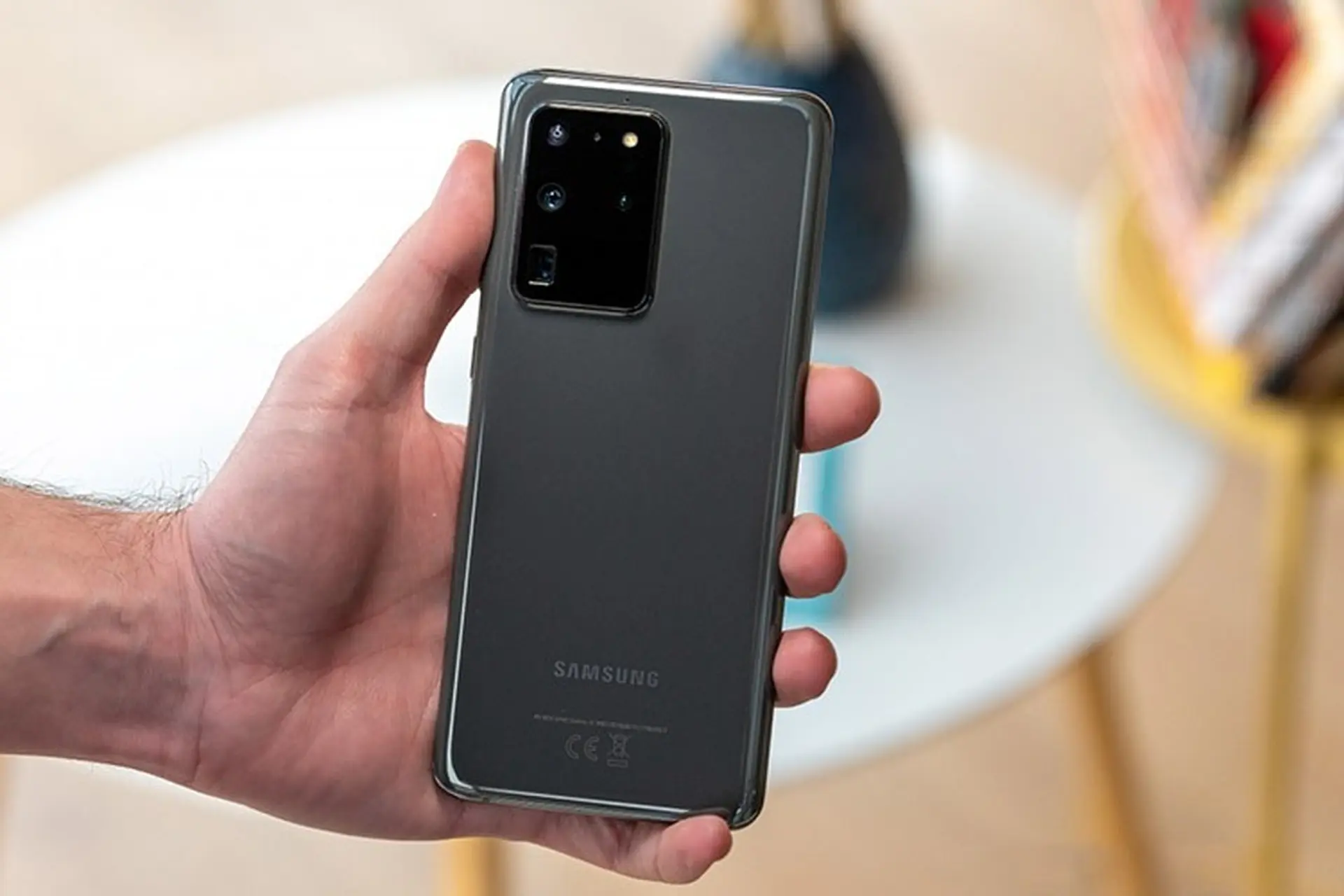 Ứng dụng Expert RAW của Samsung hiện hỗ trợ cho Galaxy S20 Ultra, Note 20 Ultra, Z Fold2