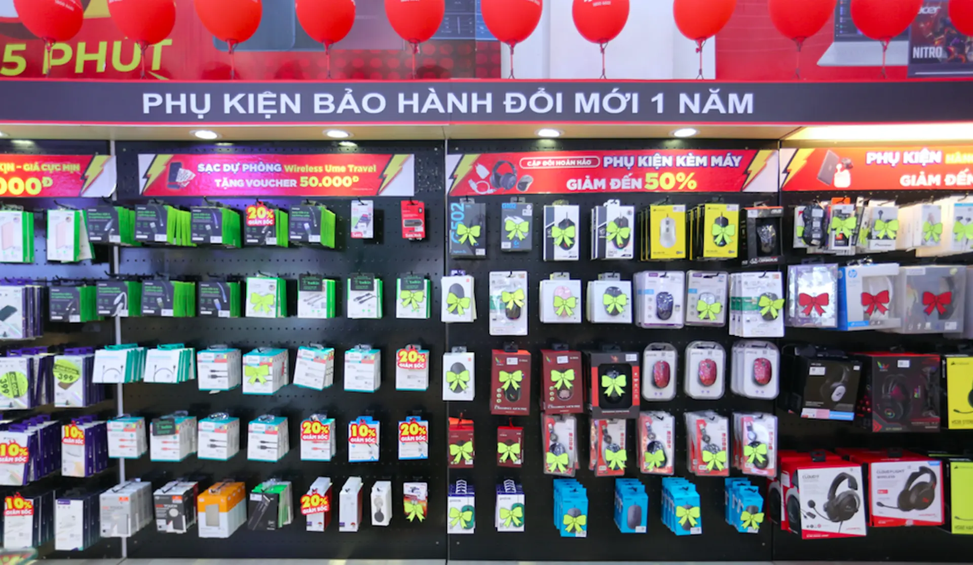 FPT Shop giảm đến 50% cho khách hàng mua phụ kiện công nghệ trong tháng 10