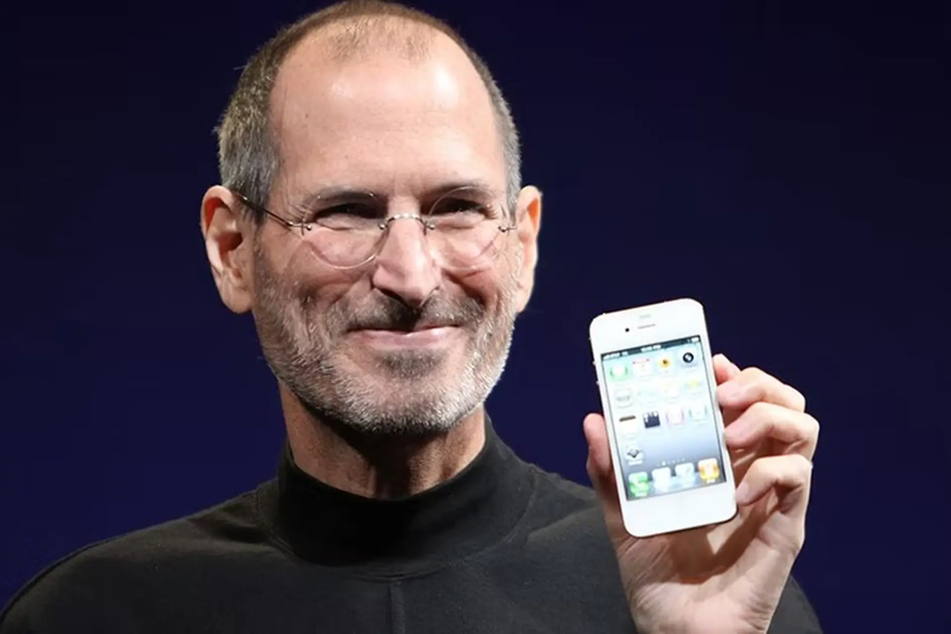 Apple và Steve Jobs đã thay đổi thế giới công nghệ như thế nào?