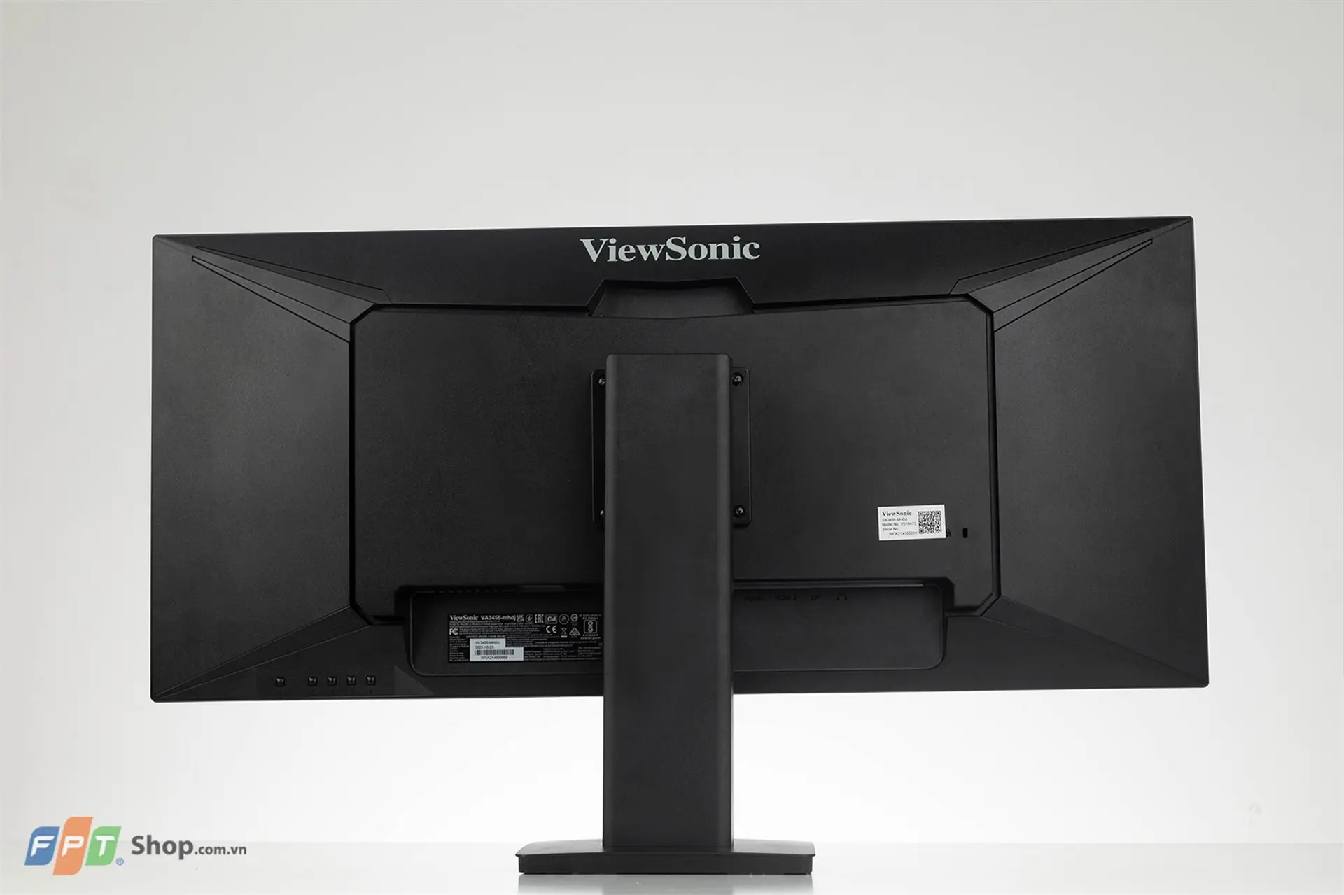 https://fptshop.com.vn/