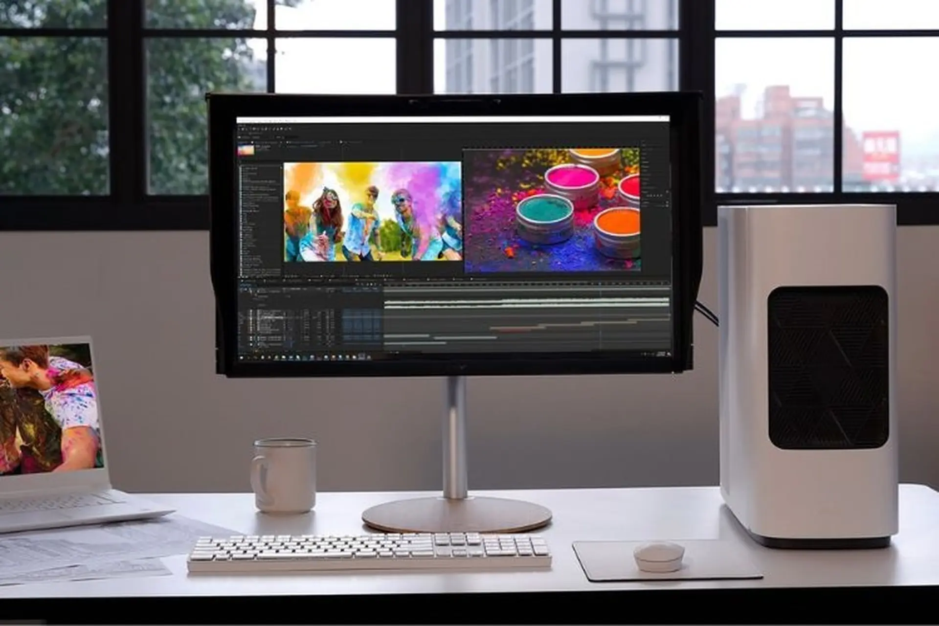 6 màn hình LCD chuyên đồ hoạ lên màu chuẩn nên sở hữu