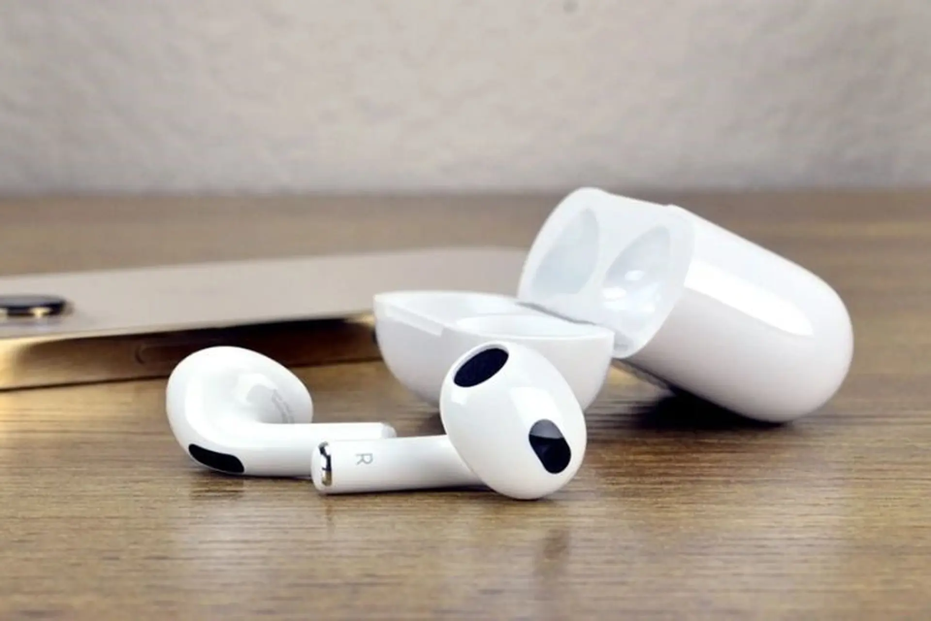 Đánh giá AirPods 3 2021 - diện mạo mới, trải nghiệm âm thanh mới