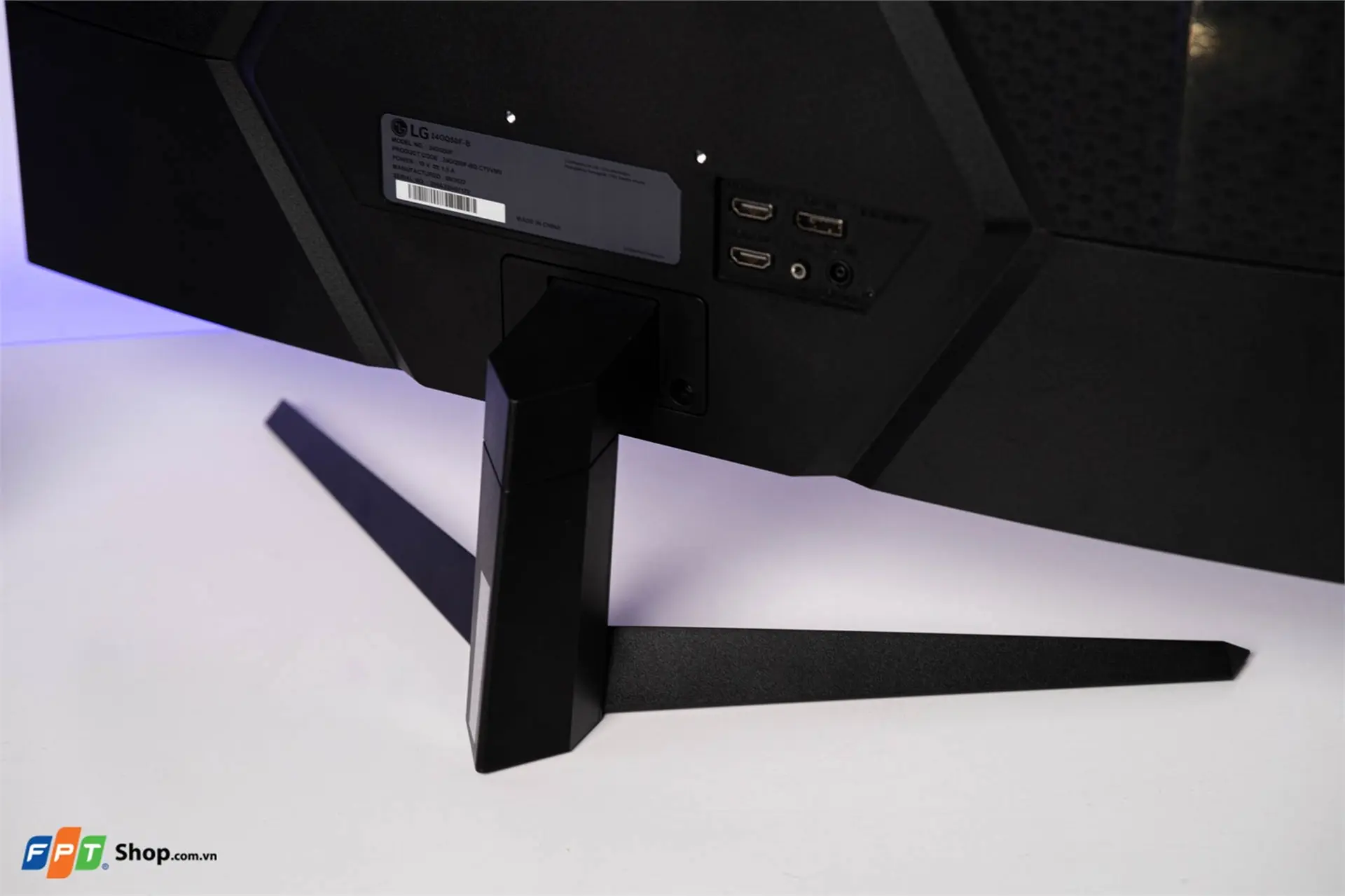 https://fptshop.com.vn/