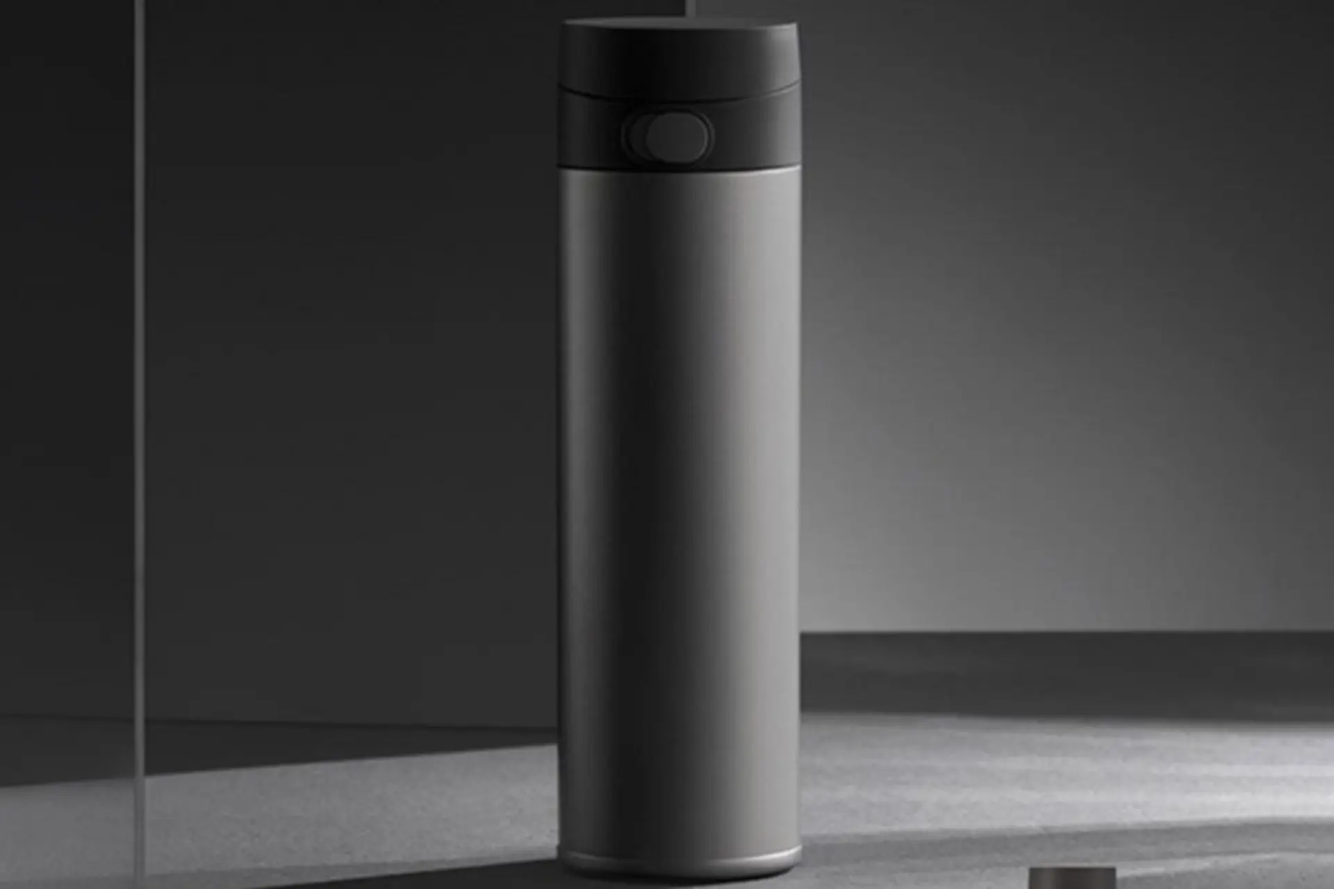Xiaomi ra mắt cốc giữ nhiệt làm bằng chất liệu titan