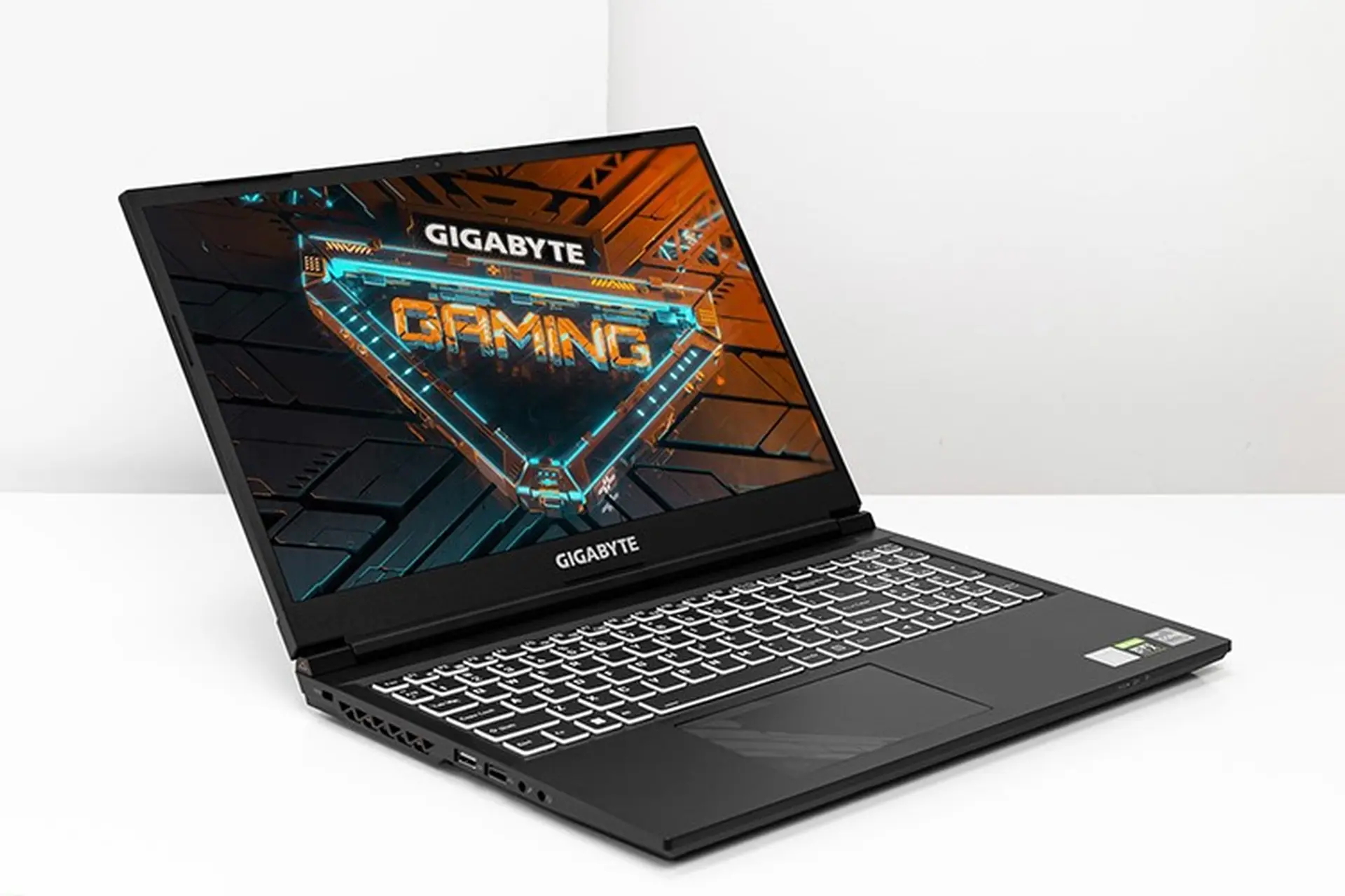 Đánh giá chi tiết Gigabyte Gaming G5 GE: Mỏng nhẹ, cấu hình tốt với Intel thế hệ thứ 12