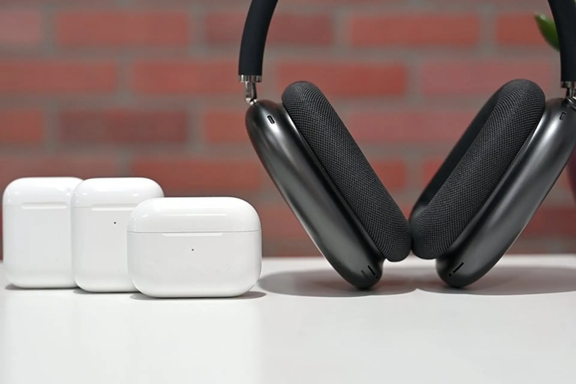 Sắm MacBook mới, giảm tới 30% mua phụ kiện: AirPods, Magic Mouse và hơn thế nữa