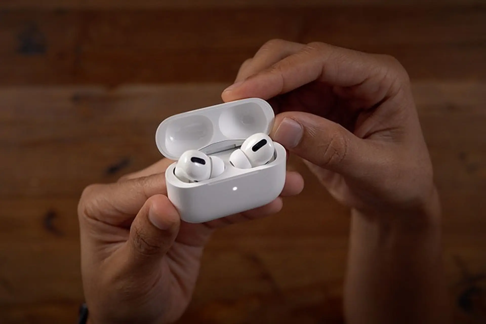Apple có thể trang bị cảm biến sức khỏe, hỗ trợ nhạc Lossless cho AirPods Pro 2