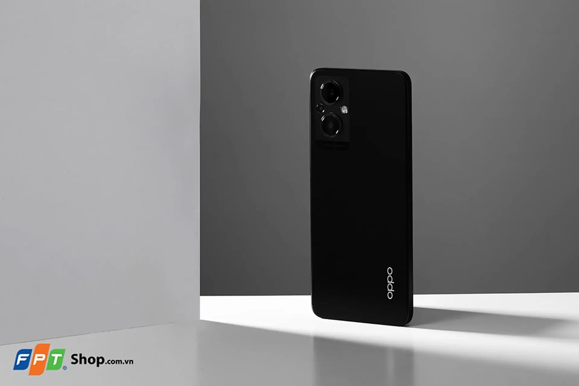 Vì sao nên chọn OPPO Reno7 Z 5G thay vì các sản phẩm khác?