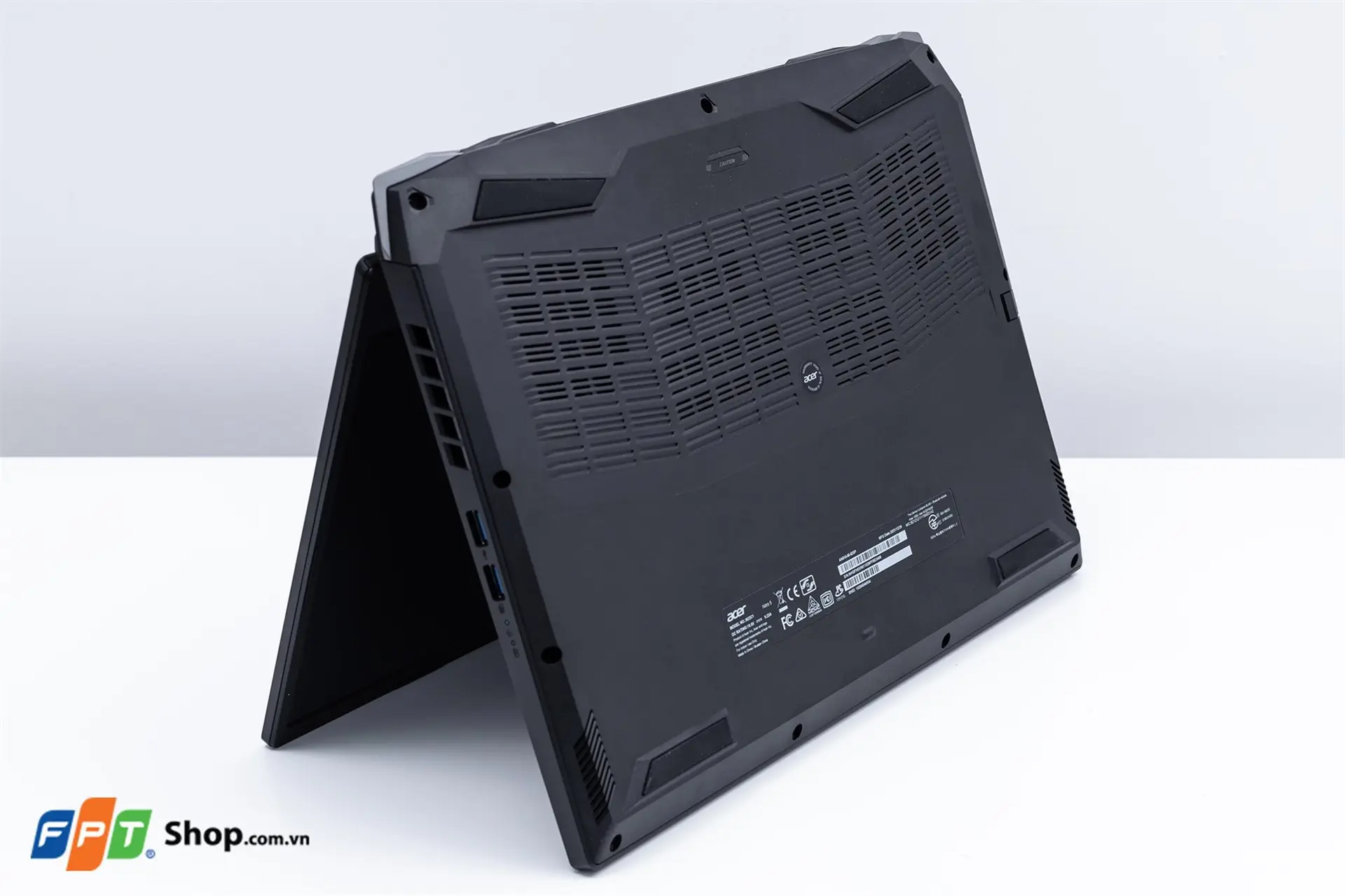 https://fptshop.com.vn/