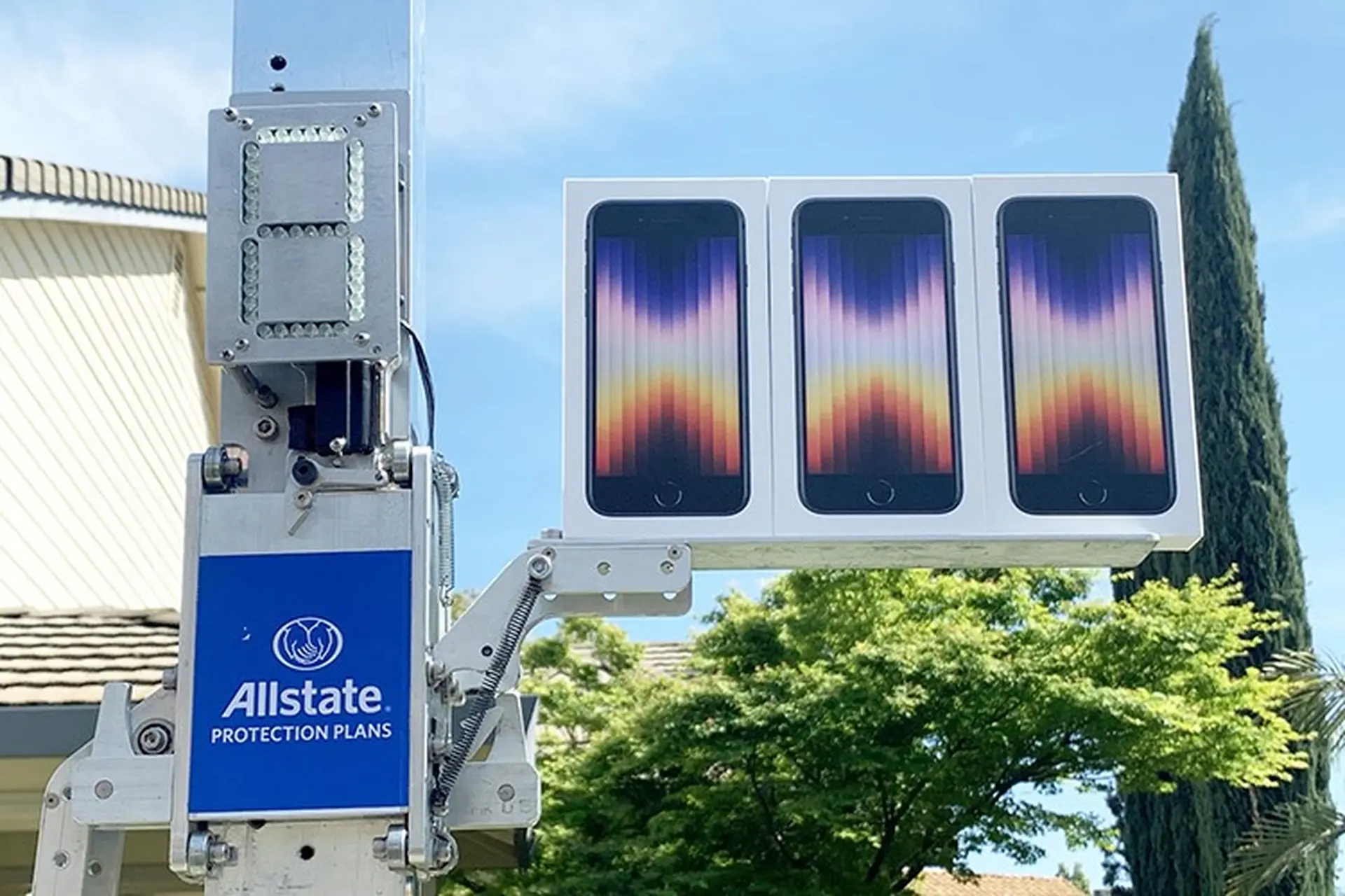 Kiểm tra độ bền iPhone SE 2022 bằng thử nghiệm thả rơi