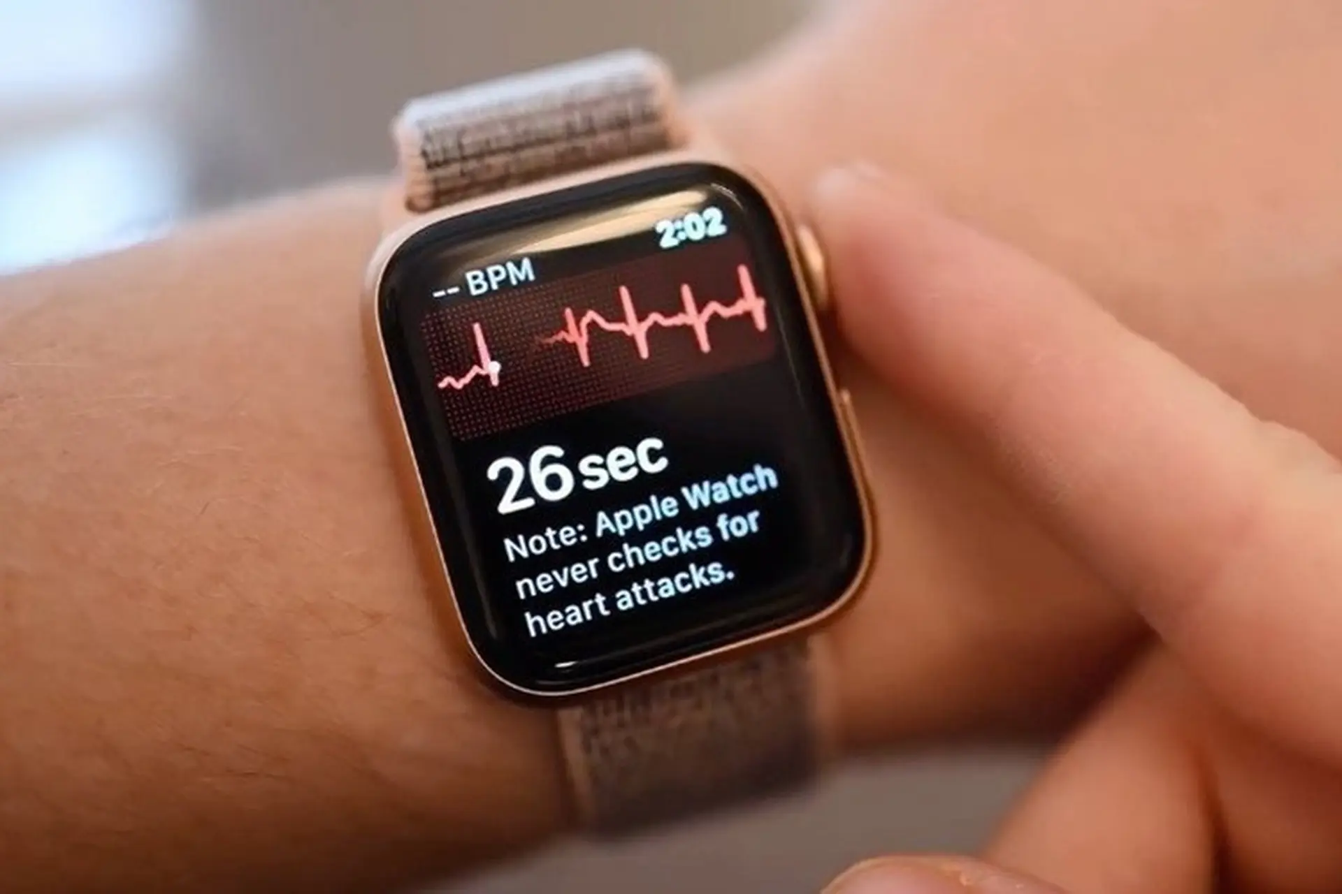 Một nha sĩ Ấn Độ vừa được Apple cứu mạng