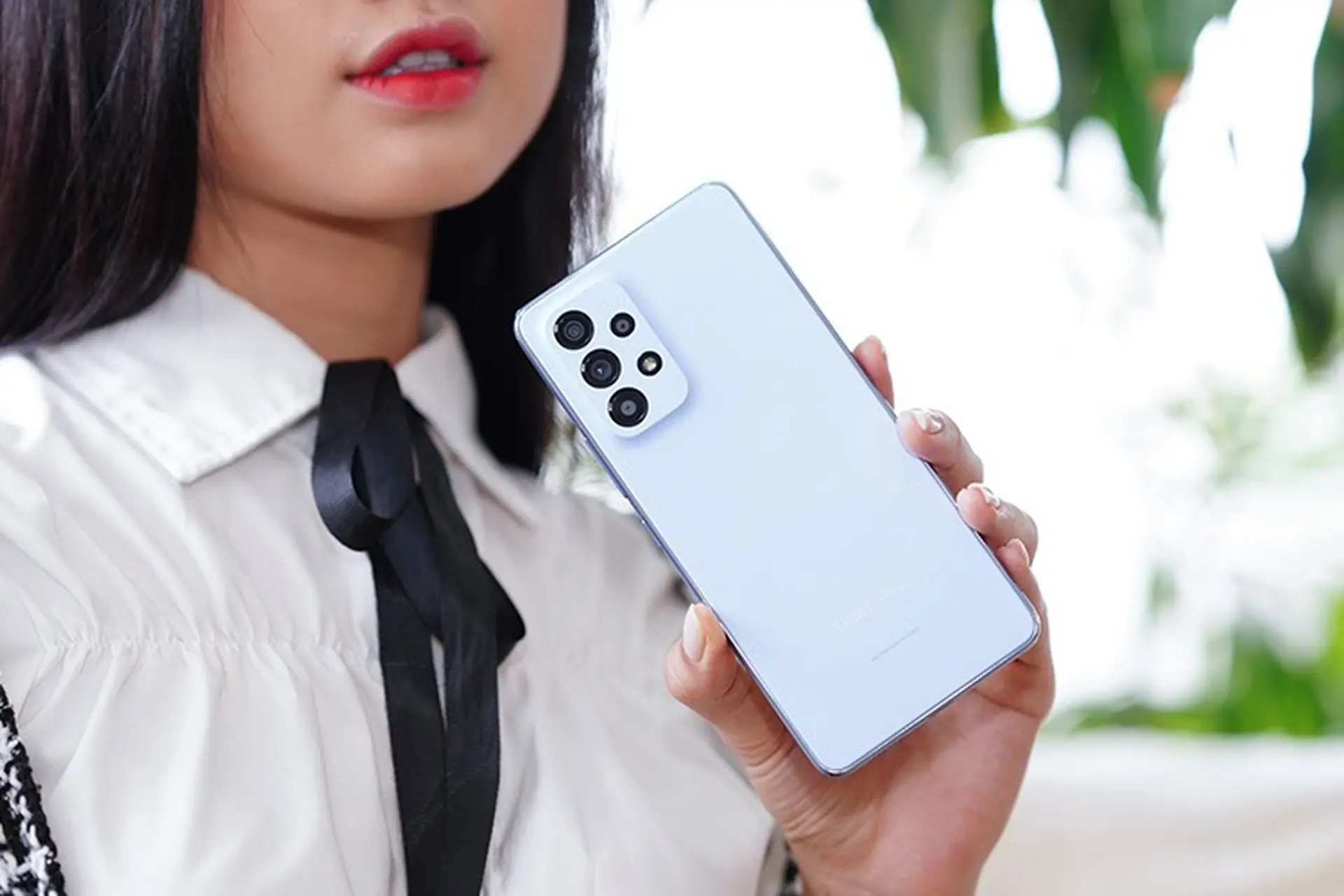 Chơi game tốt và camera đỉnh cao: Samsung Galaxy A53 5G ấn tượng trong tầm giá!