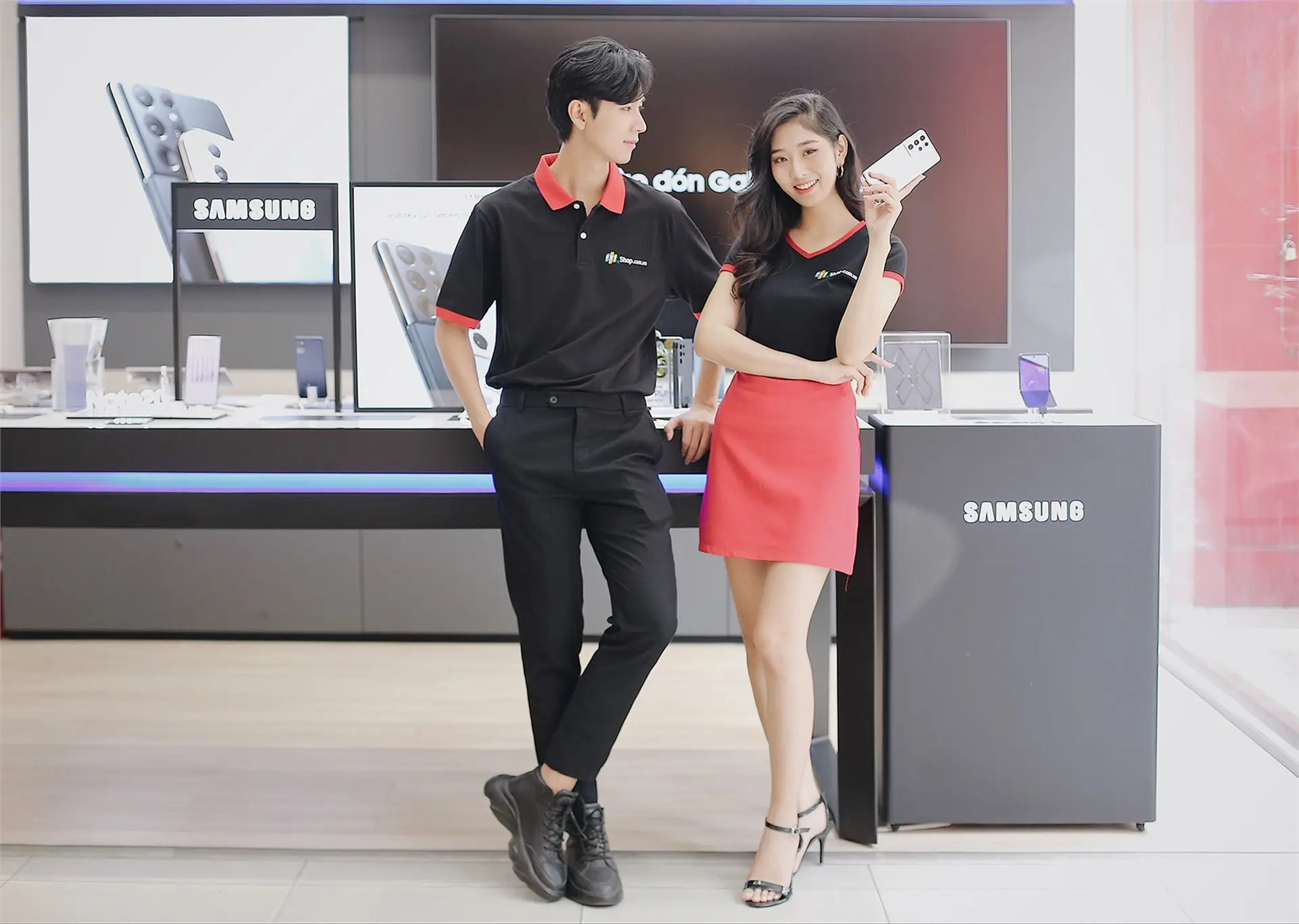 Tháng 4, sắm Samsung, FPT Shop giảm đến 8 triệu và tặng quà sức khoẻ thiết thực