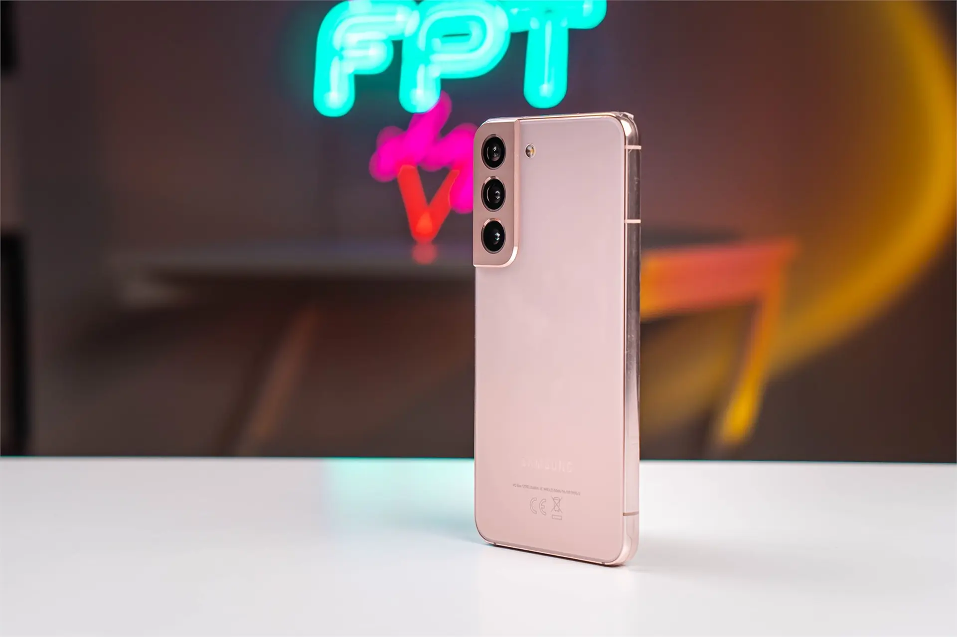 https://fptshop.com.vn/
