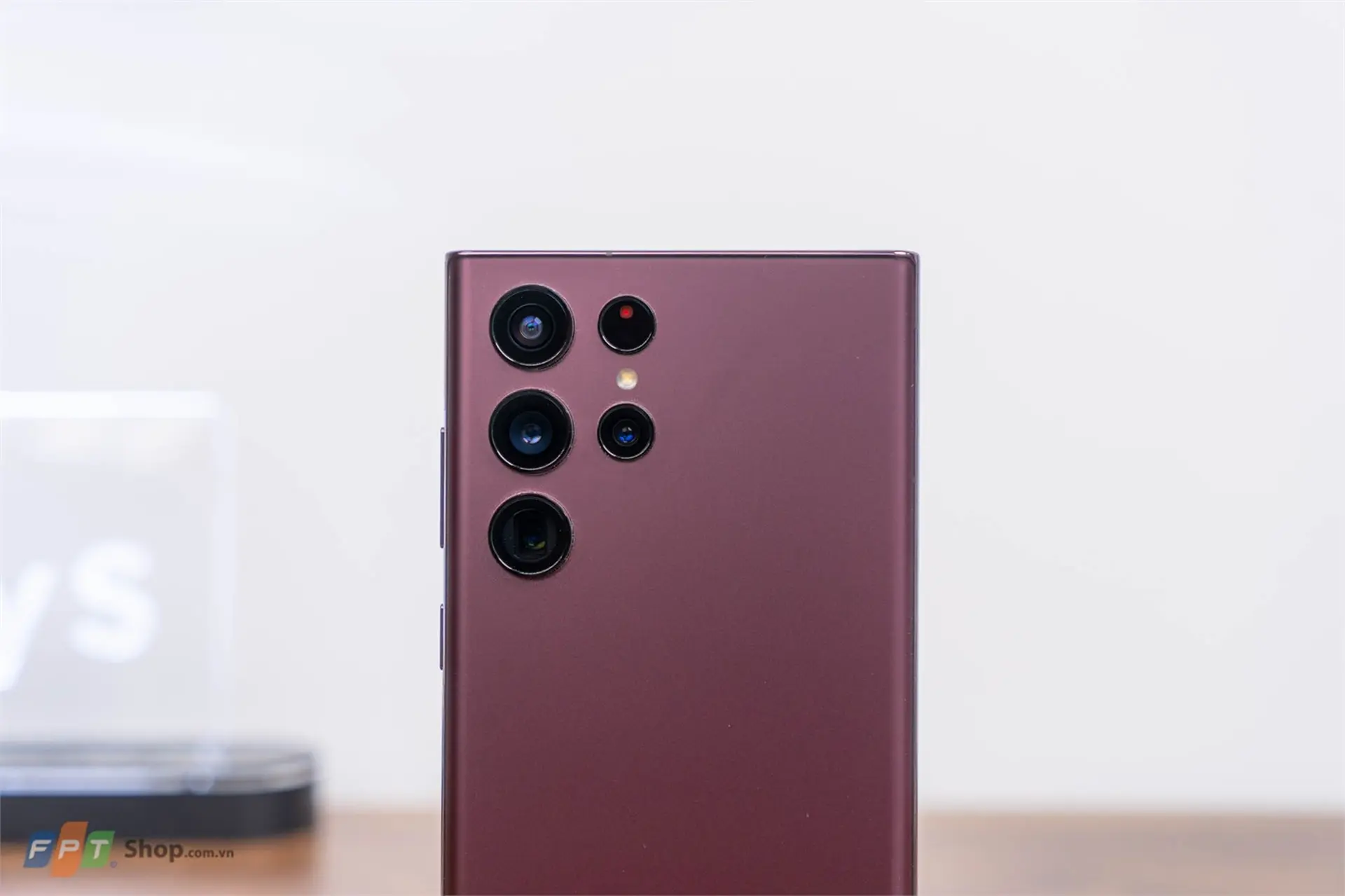 https://fptshop.com.vn/