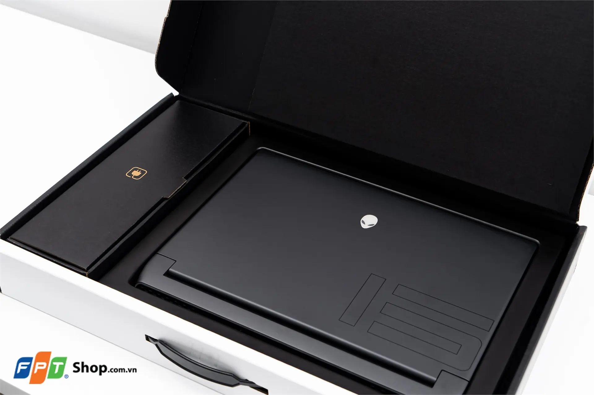 https://fptshop.com.vn/