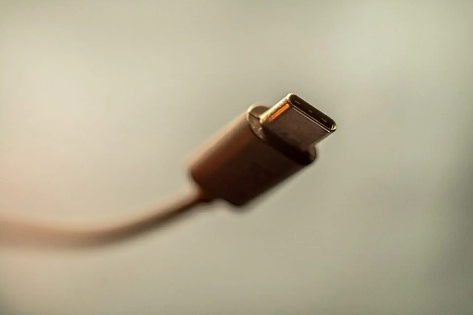 Apple sắp phải chuyển sang sử dụng cổng sạc USB-C cho iPhone?