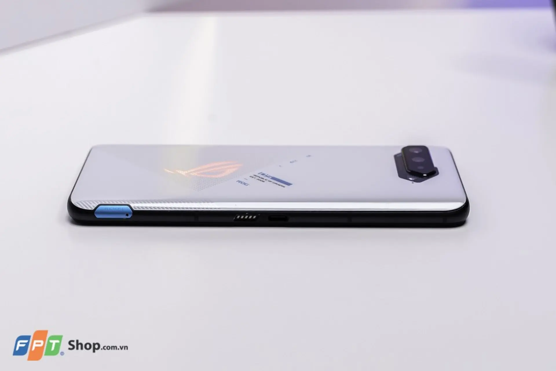 https://fptshop.com.vn/