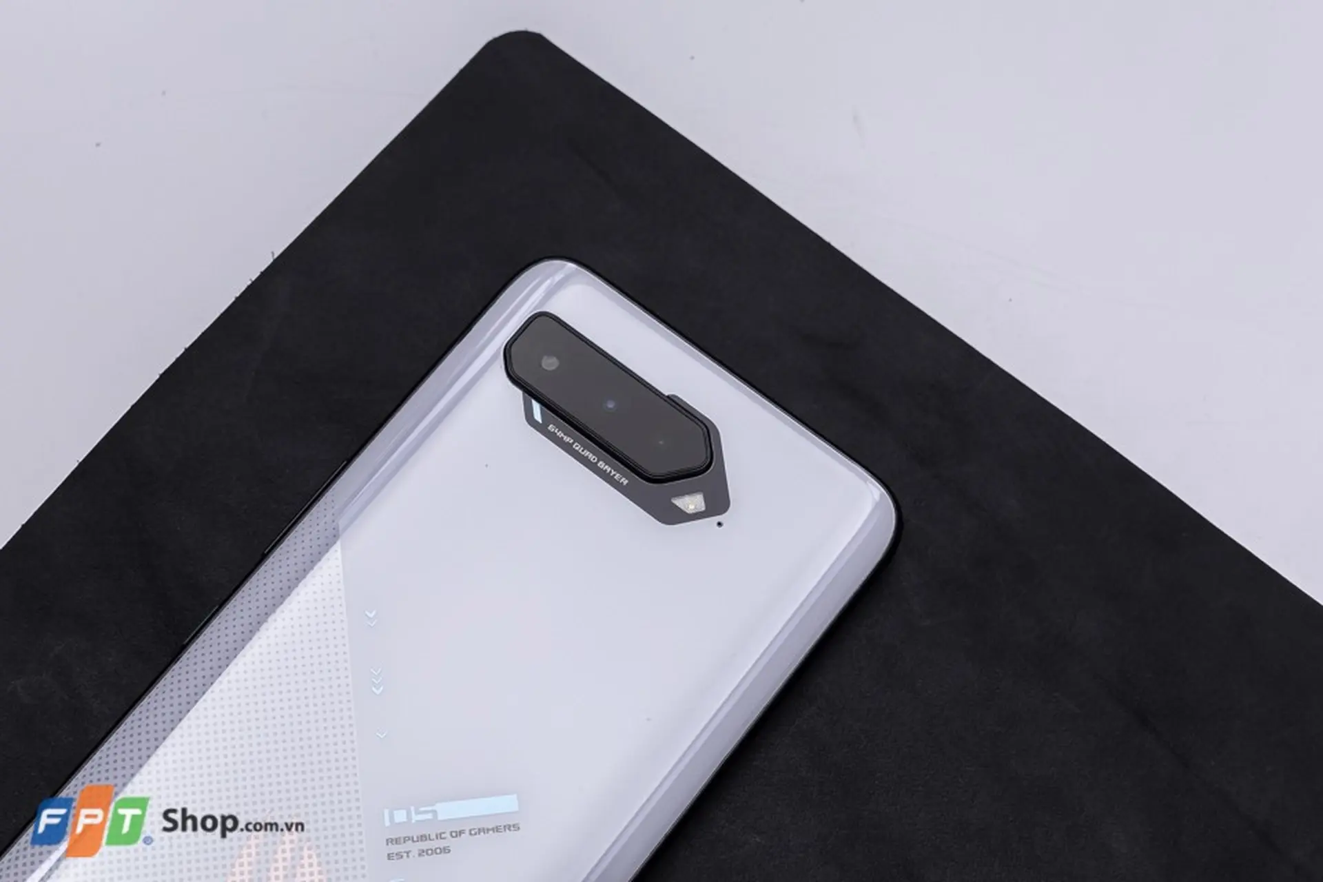 https://fptshop.com.vn/
