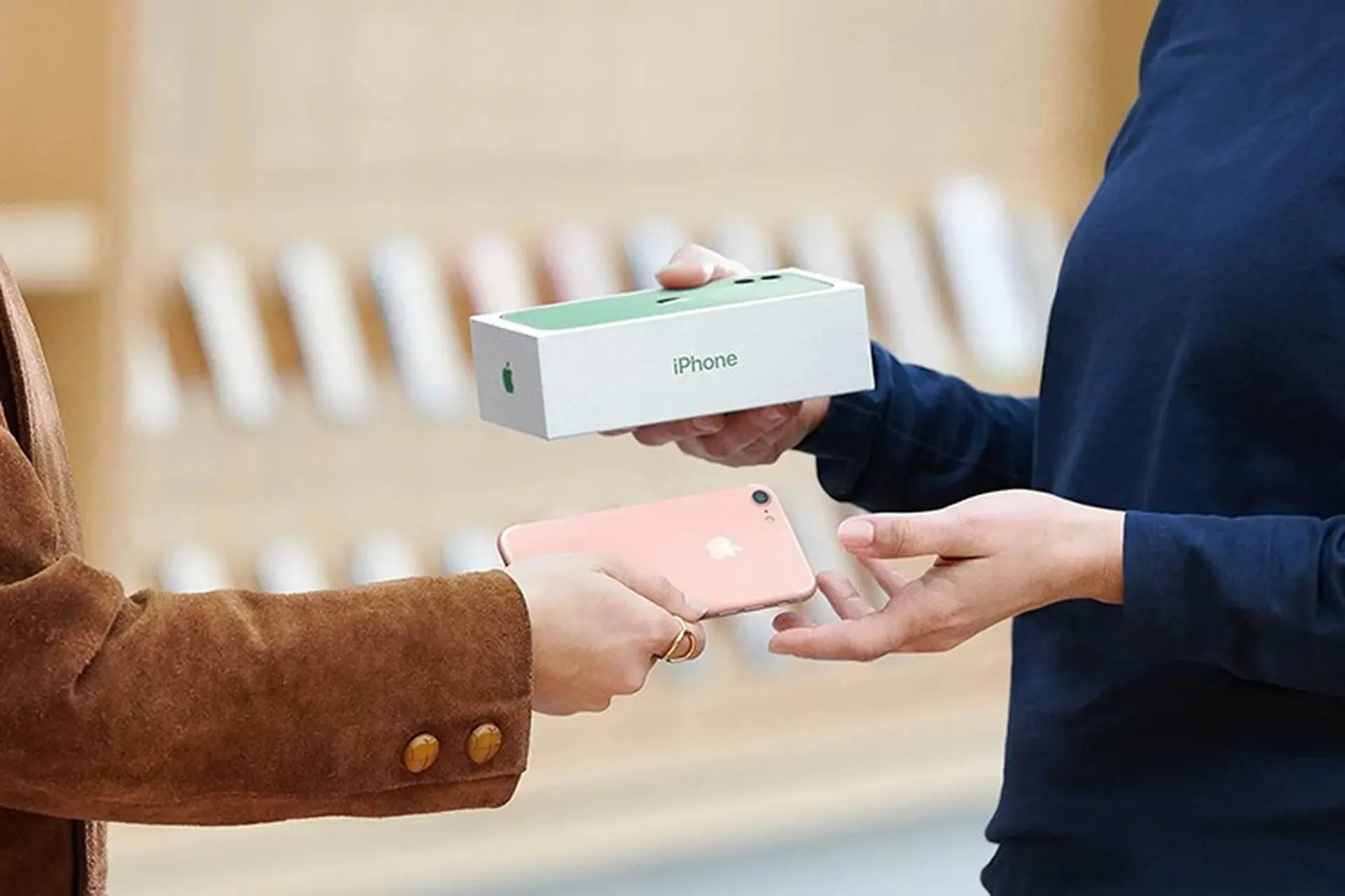 Mac, iPad và Apple Watch bị giảm giá trị khi “thu cũ đổi mới”