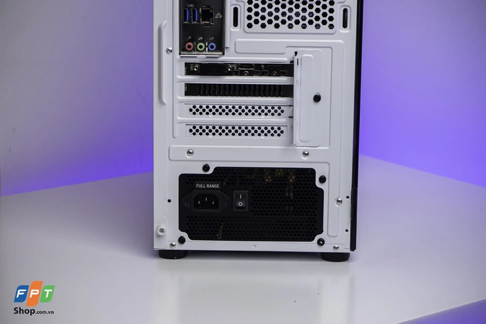 https://fptshop.com.vn/