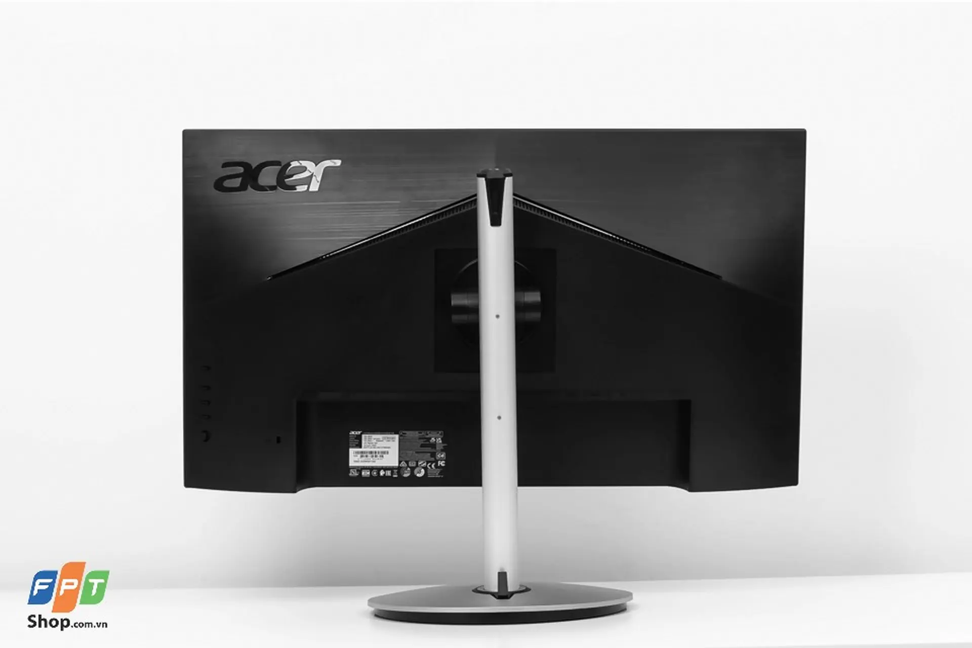 https://fptshop.com.vn/