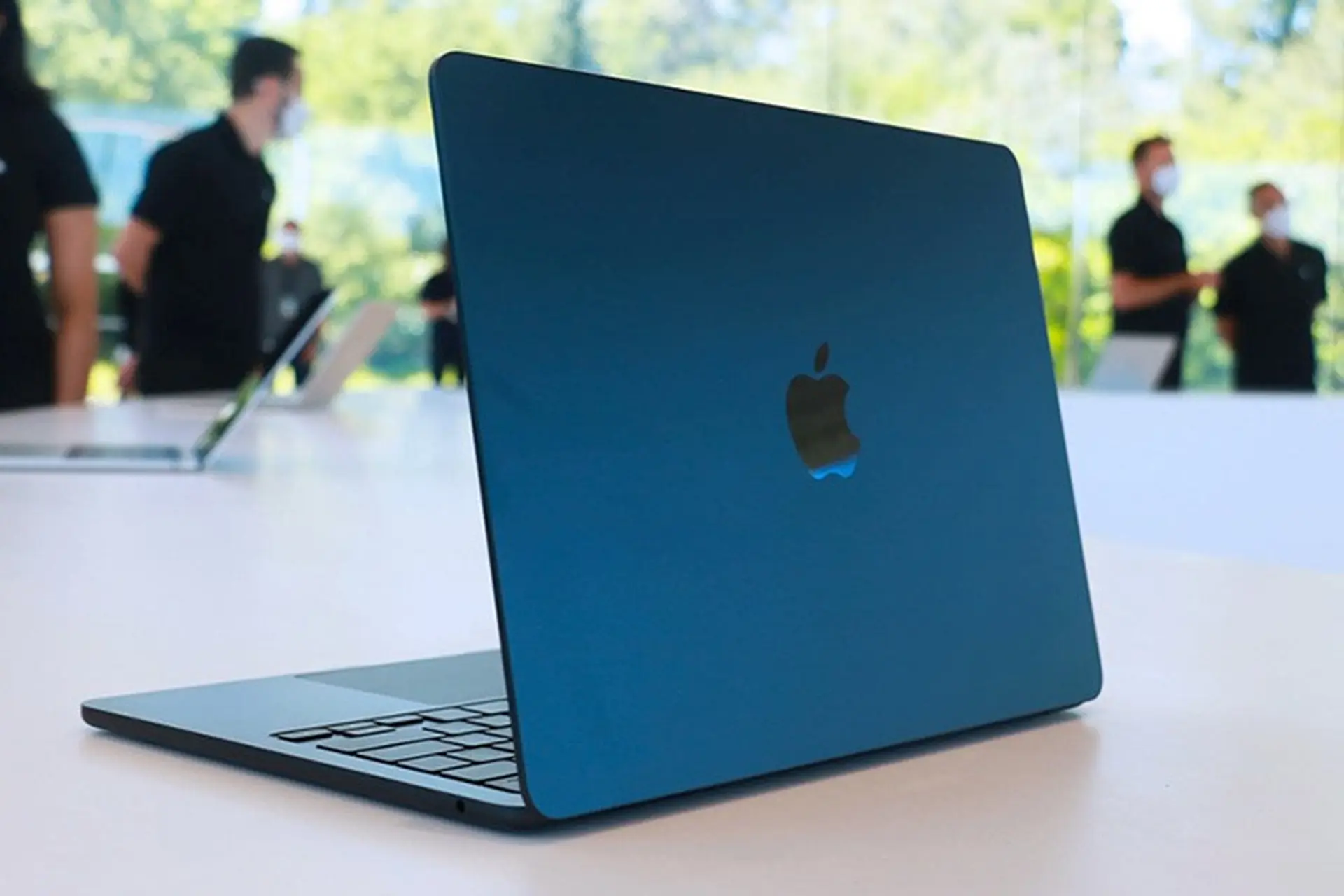 Loạt tính năng hấp dẫn của MacBook Air M2 mà bạn nên biết